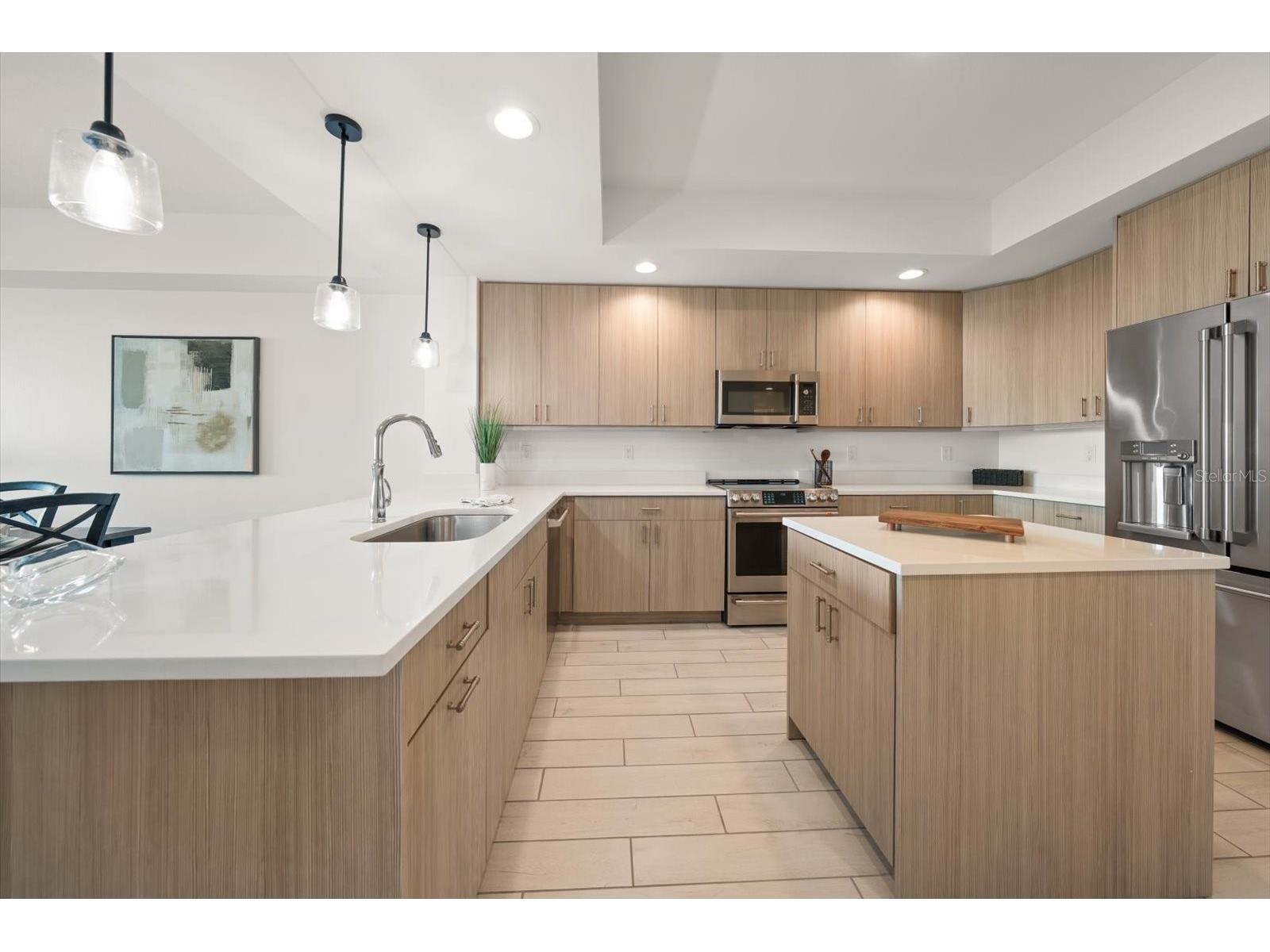 125 Island Way #402 Clearwater Beach FL 33767 TB8486879 image12