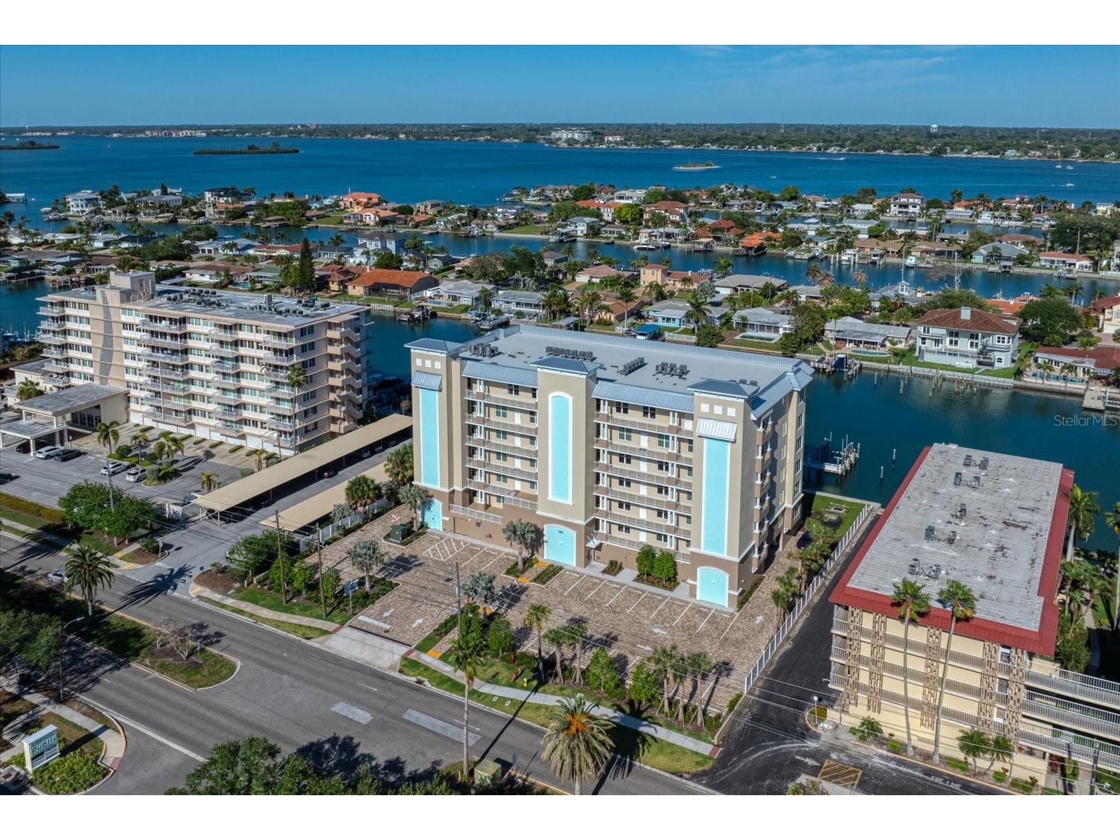 125 Island Way #402 Clearwater Beach FL 33767 TB8486879 image2