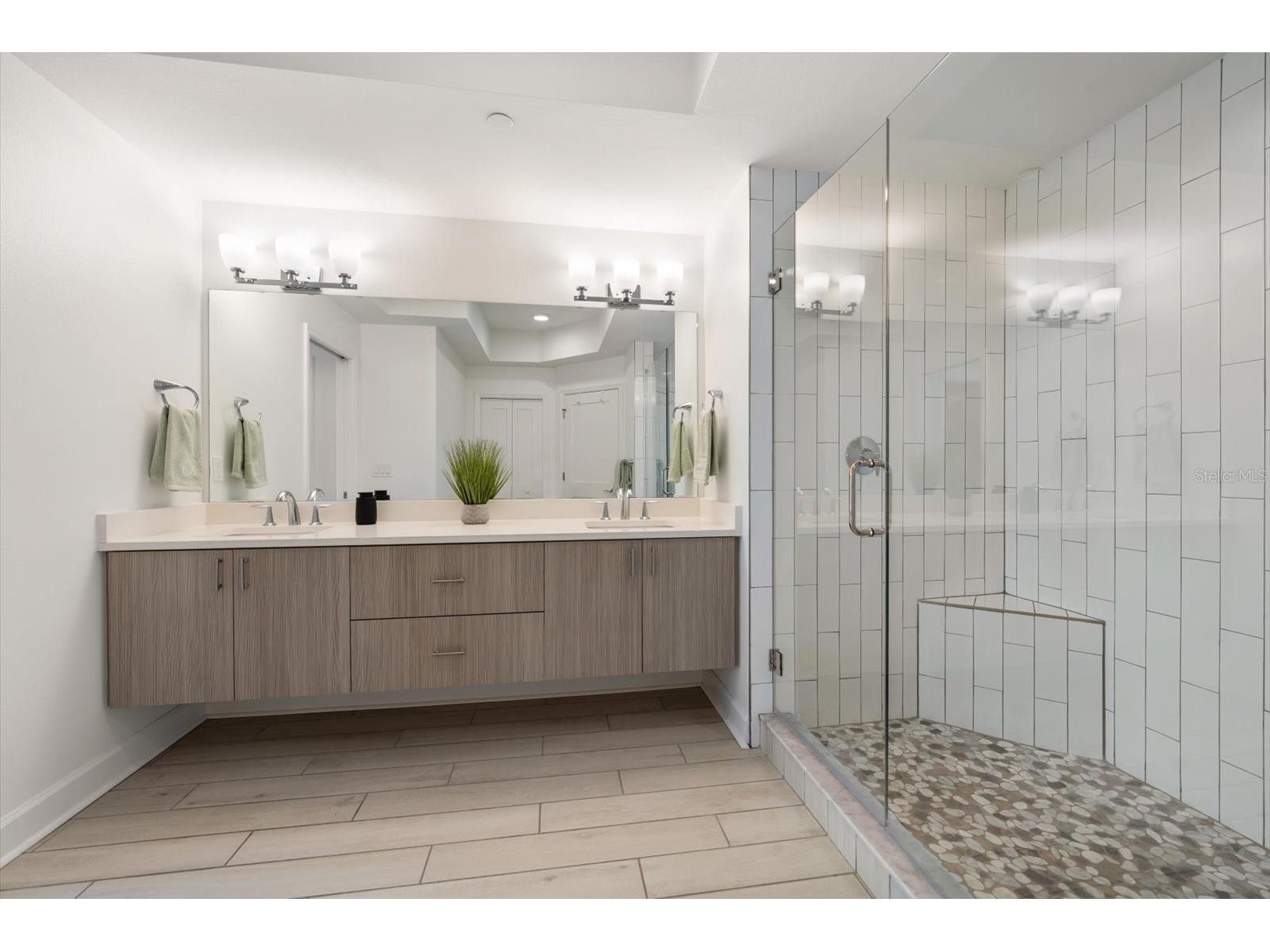 125 Island Way #402 Clearwater Beach FL 33767 TB8486879 image20
