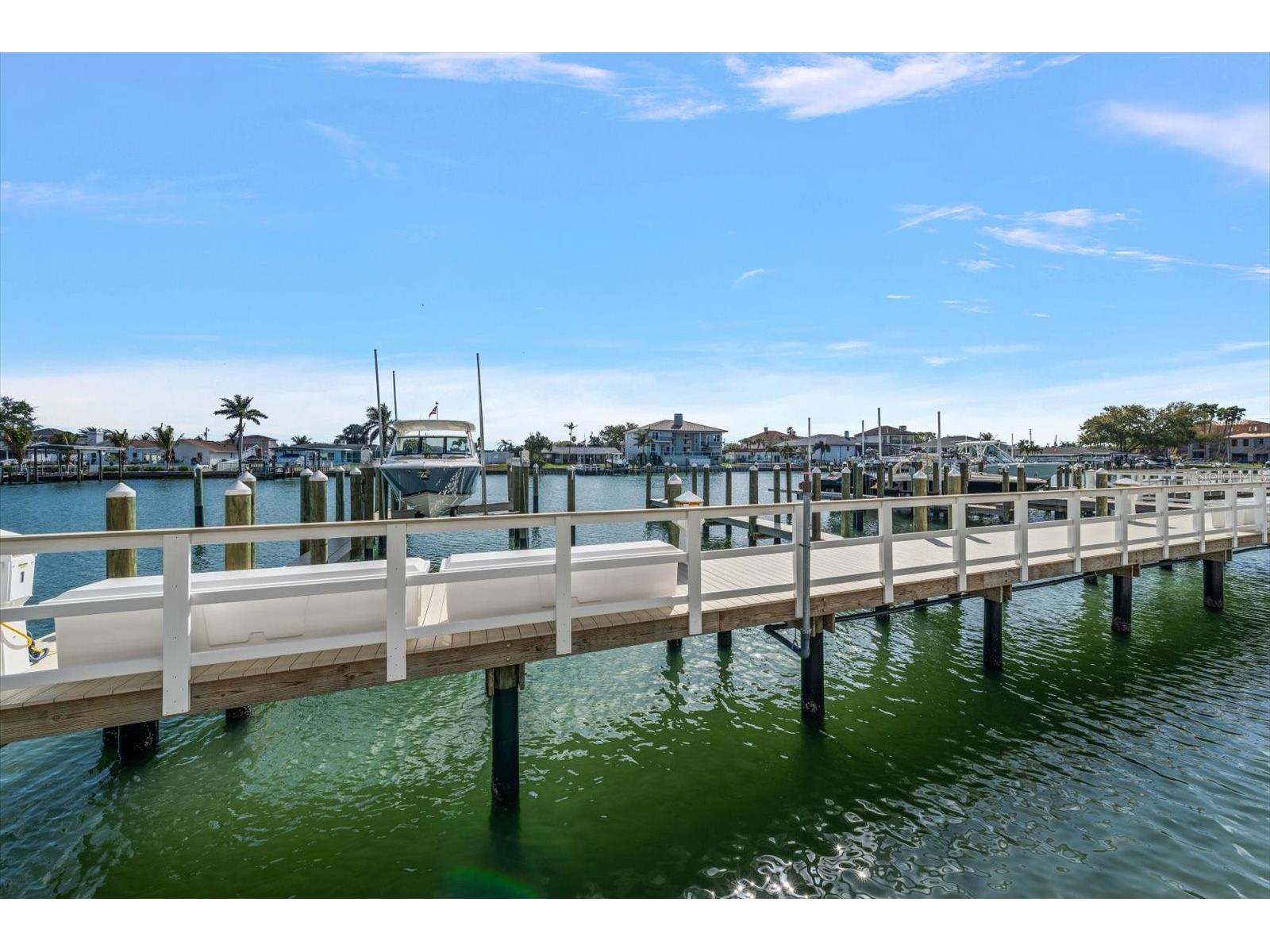 125 Island Way #402 Clearwater Beach FL 33767 TB8486879 image37