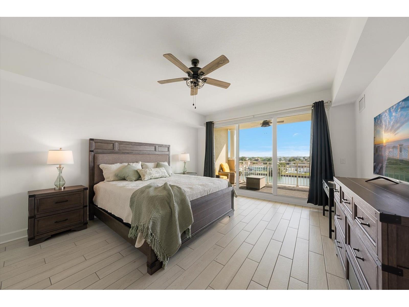 125 Island Way #402 Clearwater Beach FL 33767 TB8499145 image14