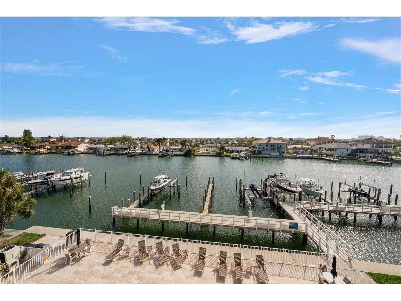 125 Island Way #402 Clearwater Beach FL 33767 TB8499145 image4