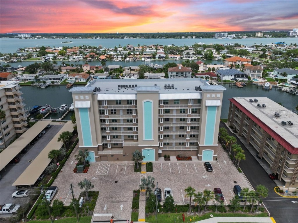 125 Island Way #403 Clearwater FL 33767 - INTRACOASTAL WATERWAY TB8406425 image2