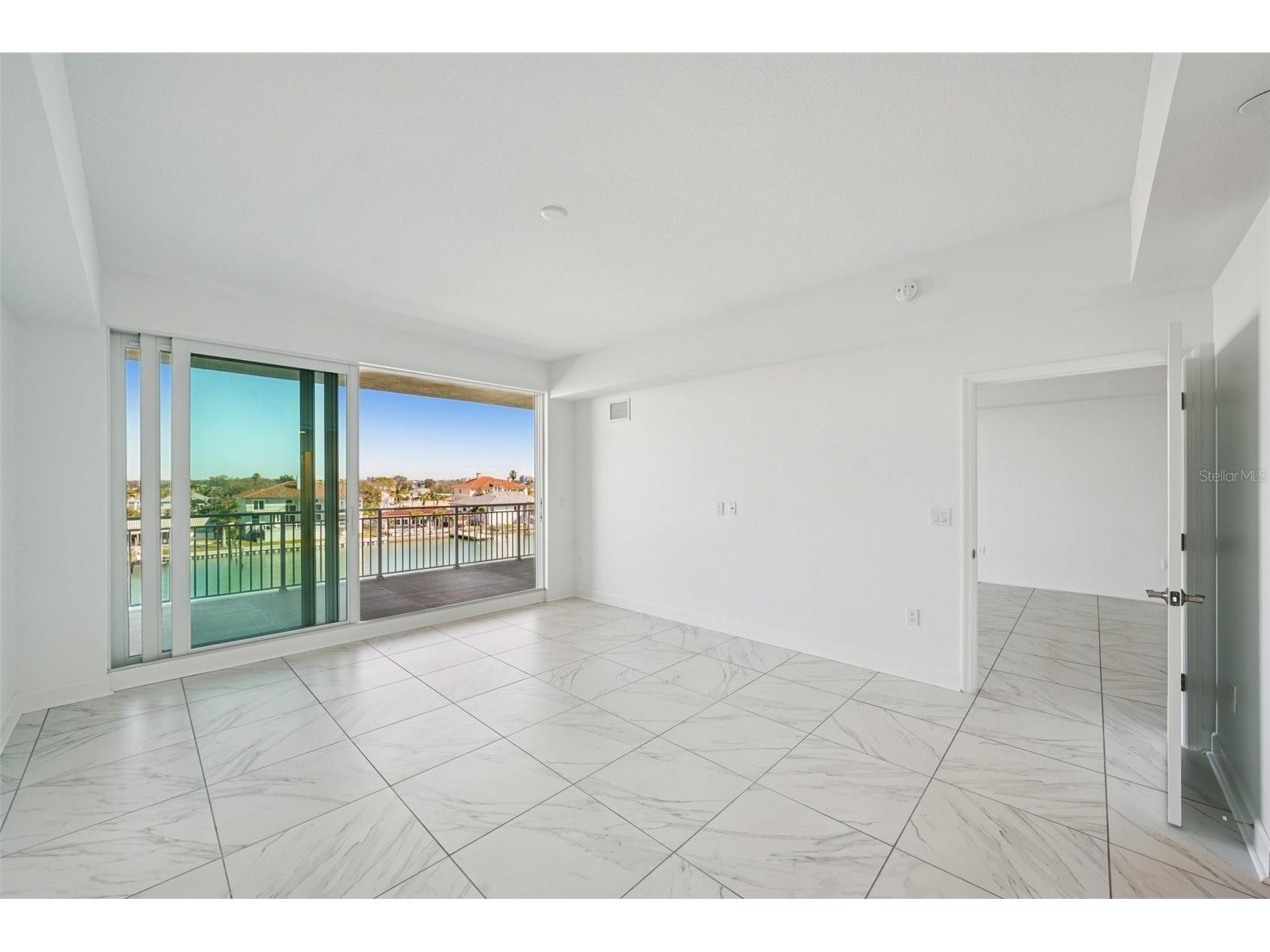 125 Island Way #404 Clearwater Beach FL 33767 - INTRACOASTAL TB8471798 image10