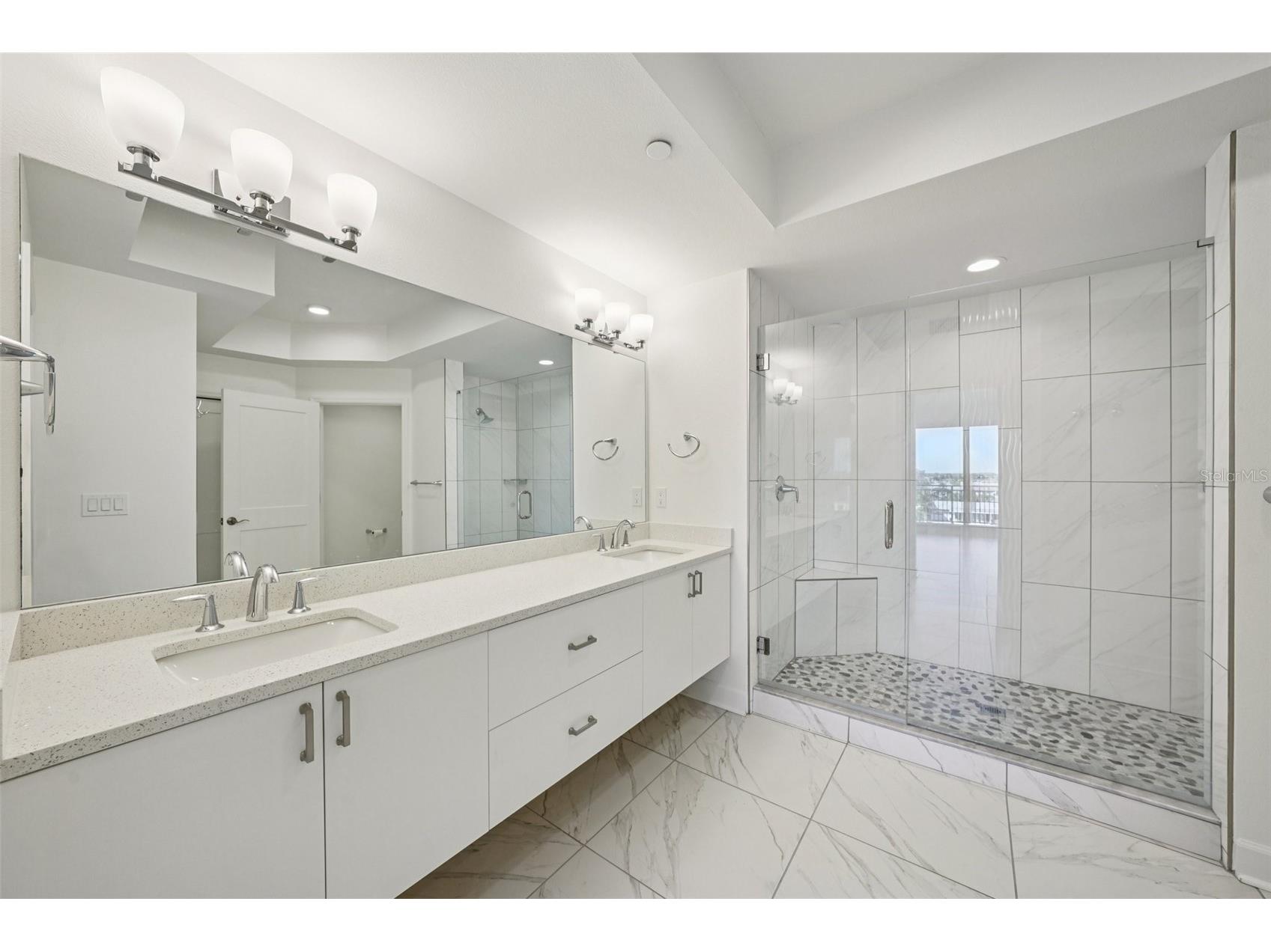 125 Island Way #404 Clearwater Beach FL 33767 - INTRACOASTAL TB8471798 image13