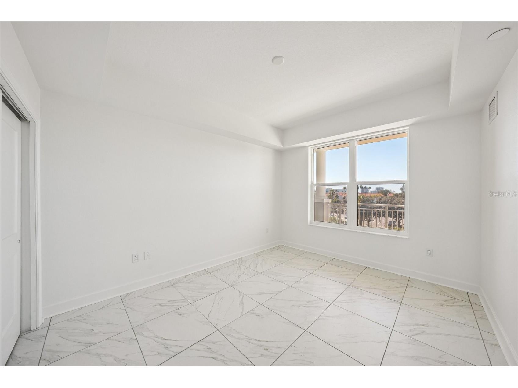 125 Island Way #404 Clearwater Beach FL 33767 - INTRACOASTAL TB8471798 image21