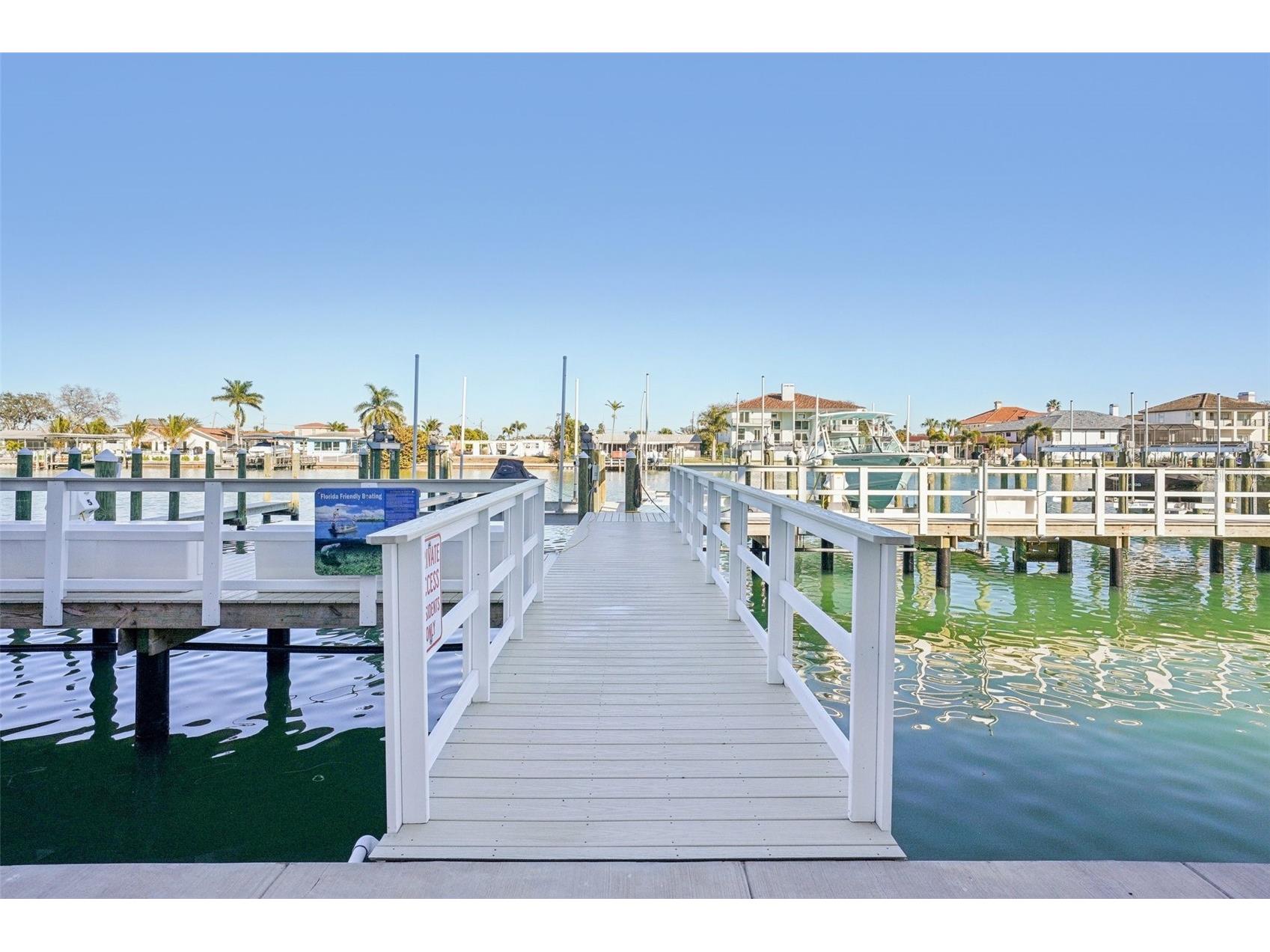 125 Island Way #404 Clearwater Beach FL 33767 - INTRACOASTAL TB8471798 image33