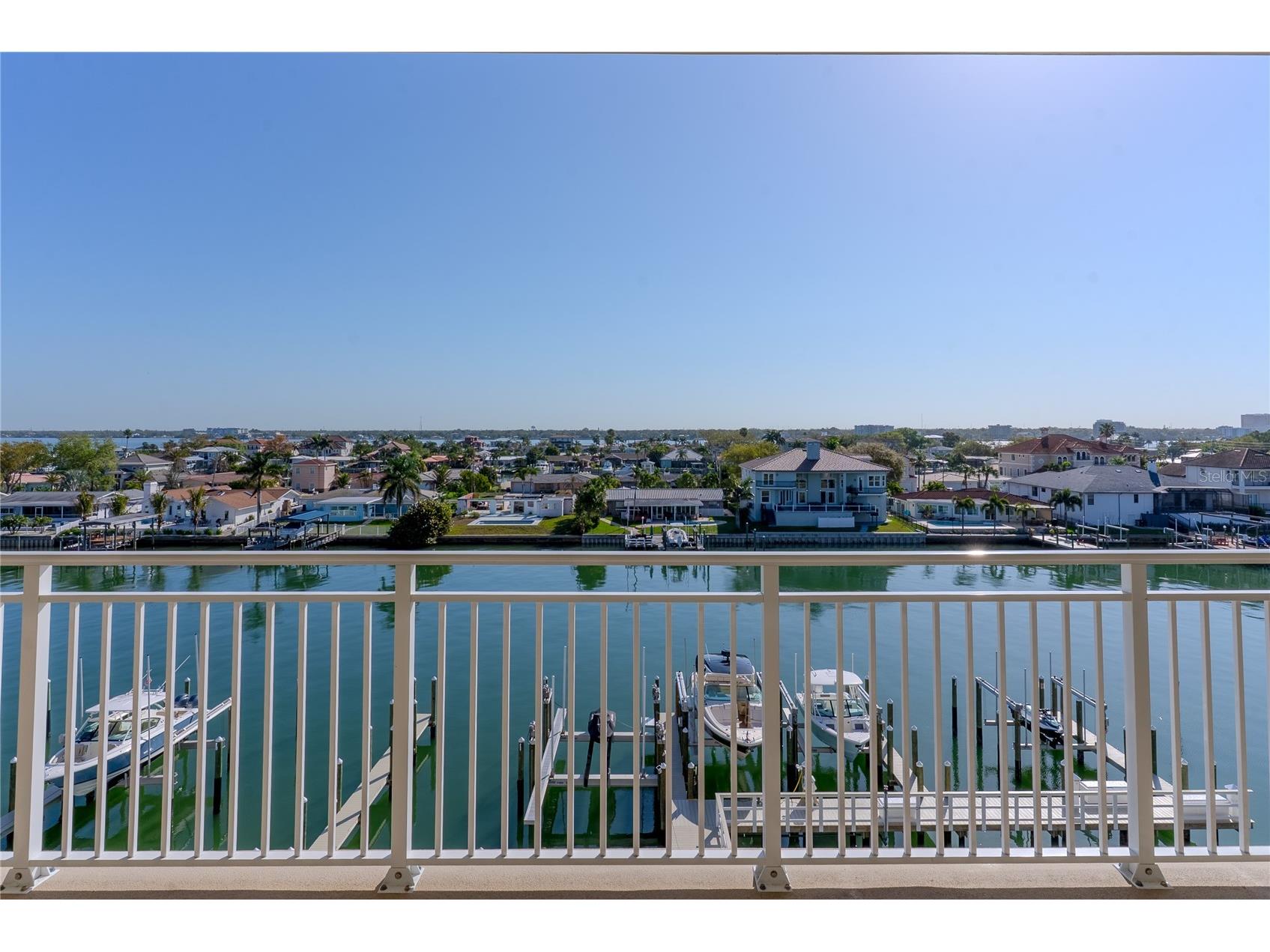 125 Island Way #503 Clearwater Beach FL 33767 - INTRACOASTAL WATERWAY TB8486420 image3