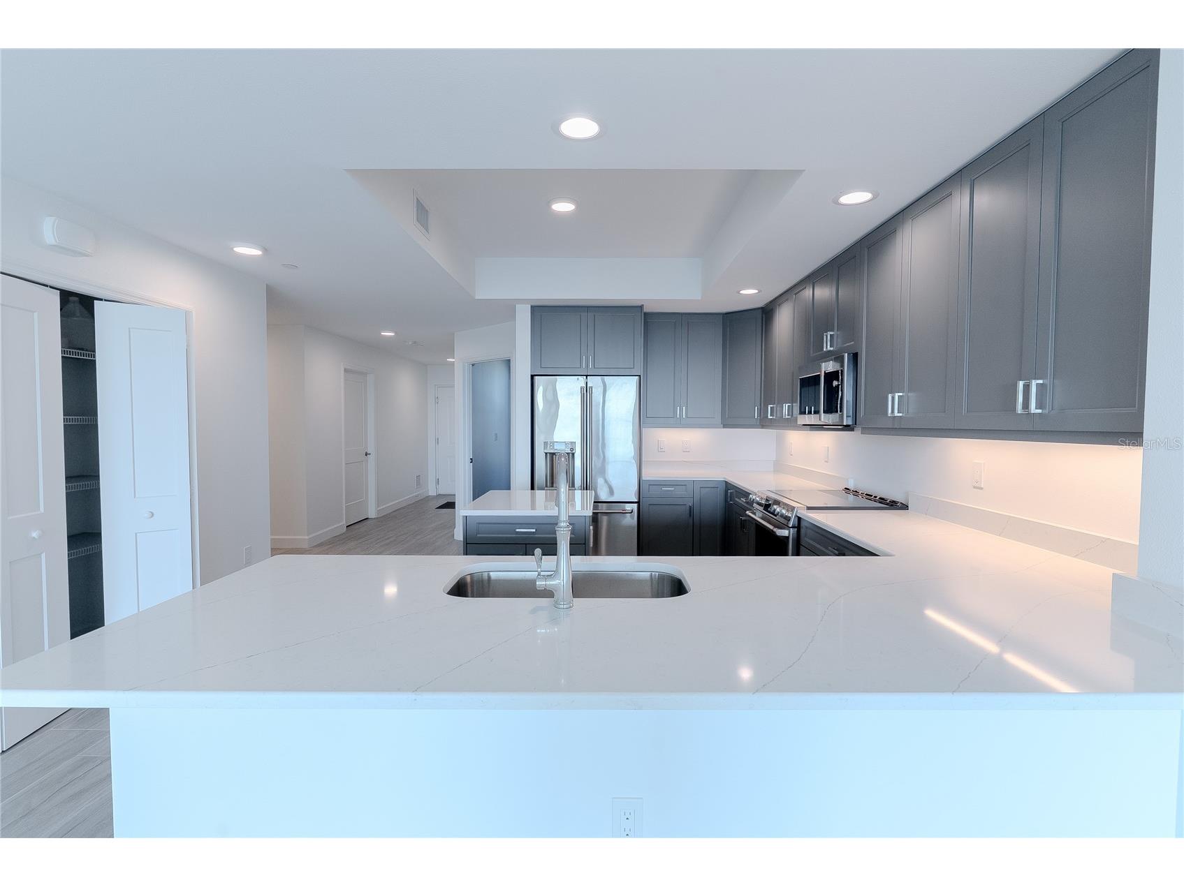 125 Island Way #503 Clearwater Beach FL 33767 - INTRACOASTAL WATERWAY TB8486420 image7