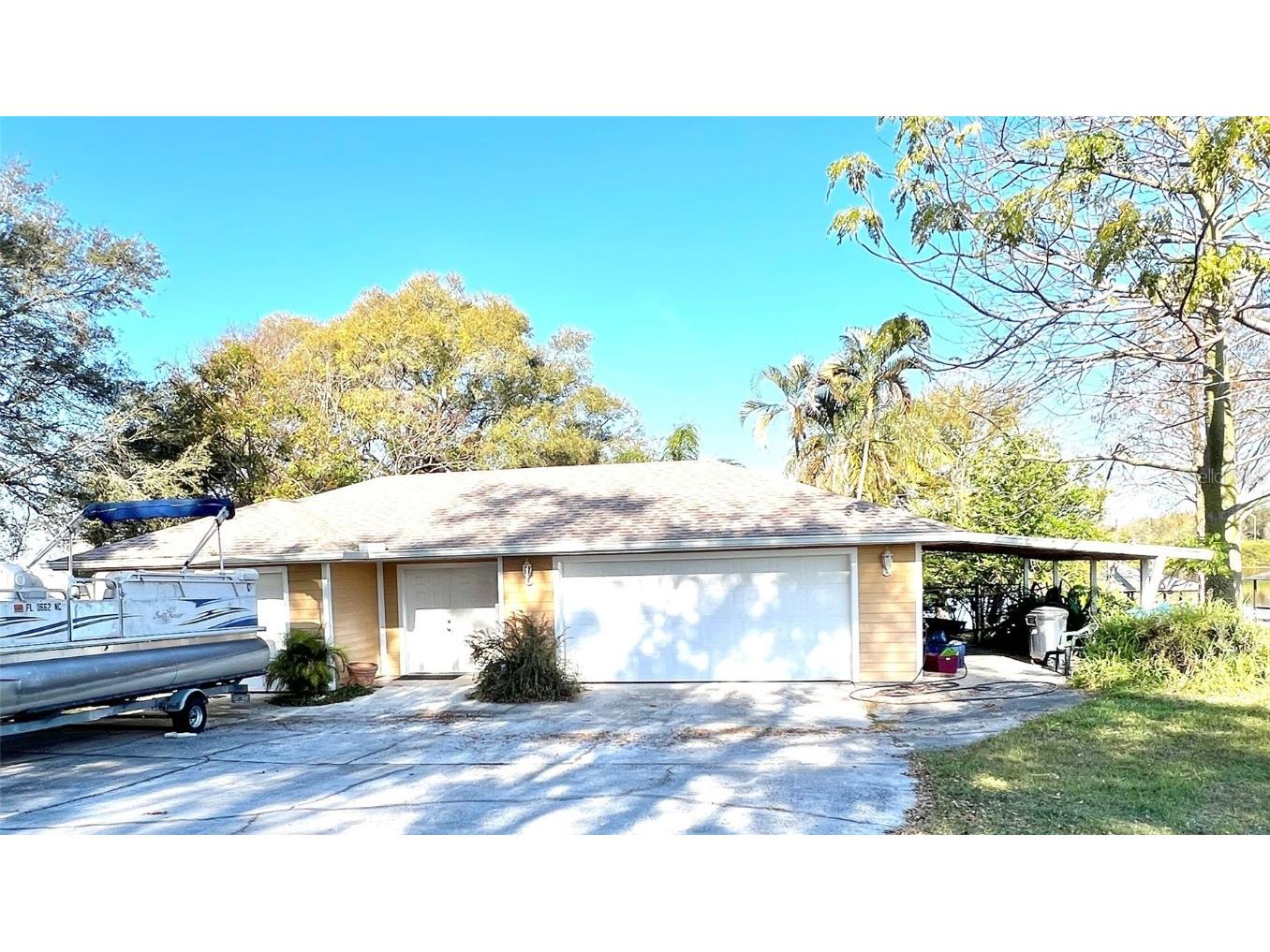 125 Lake Roy Drive Winter Haven FL 33884 - LAKE ROY B4901473 image1