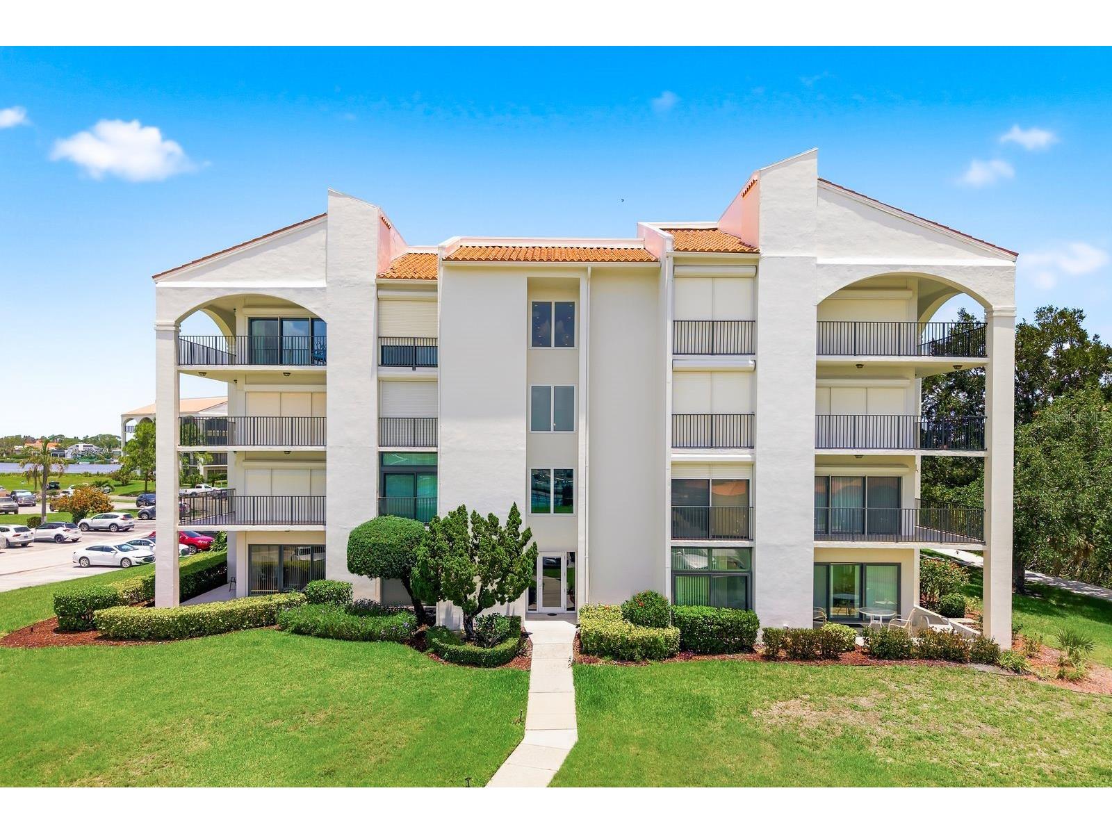 125 Mariner Drive #125 Tarpon Springs FL 34689 TB8512317 image1