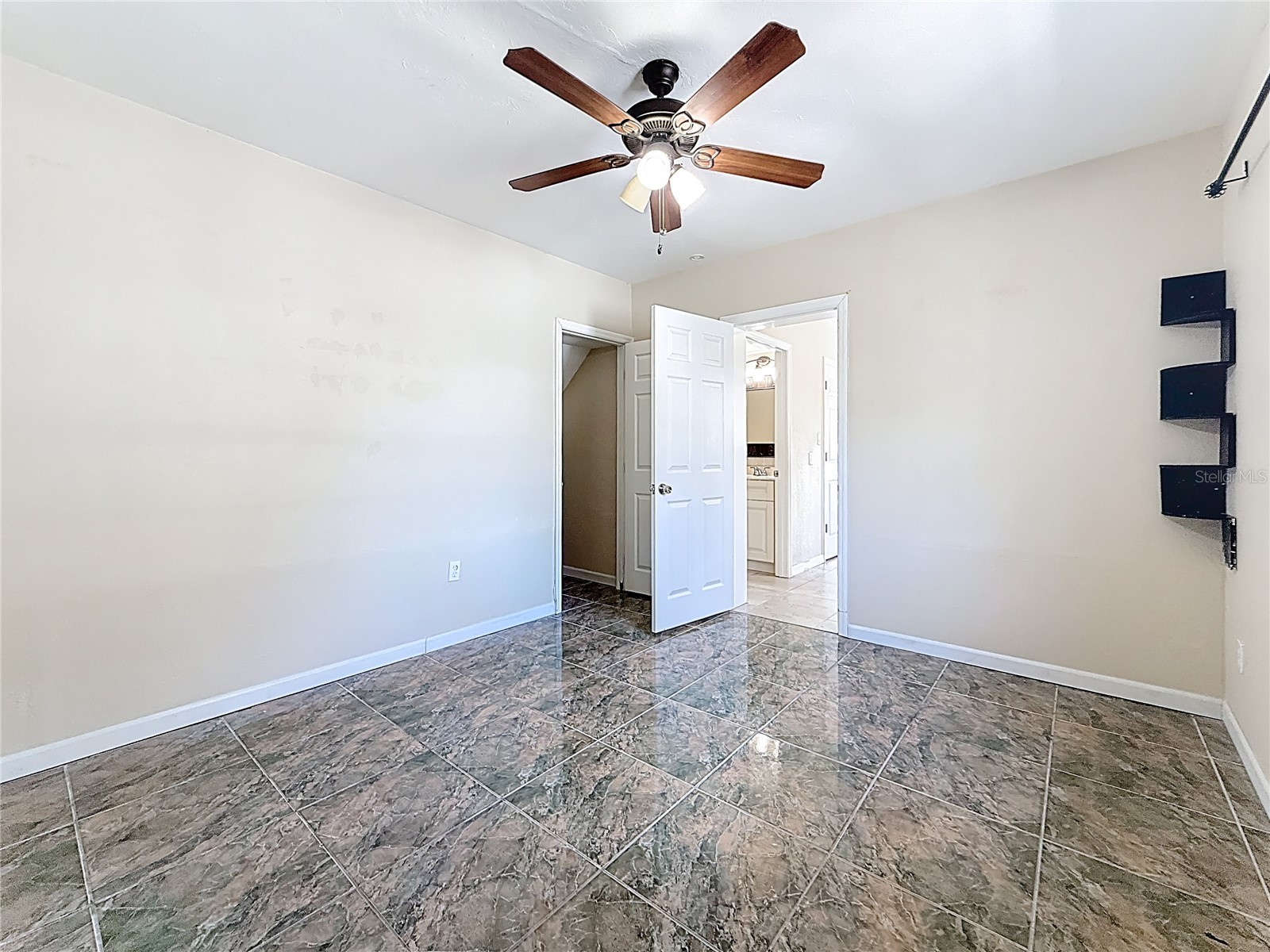 125 Mystic Lake Terrace N Saint Petersburg FL 33702 - MYSTIC LAKE TB8415438 image30