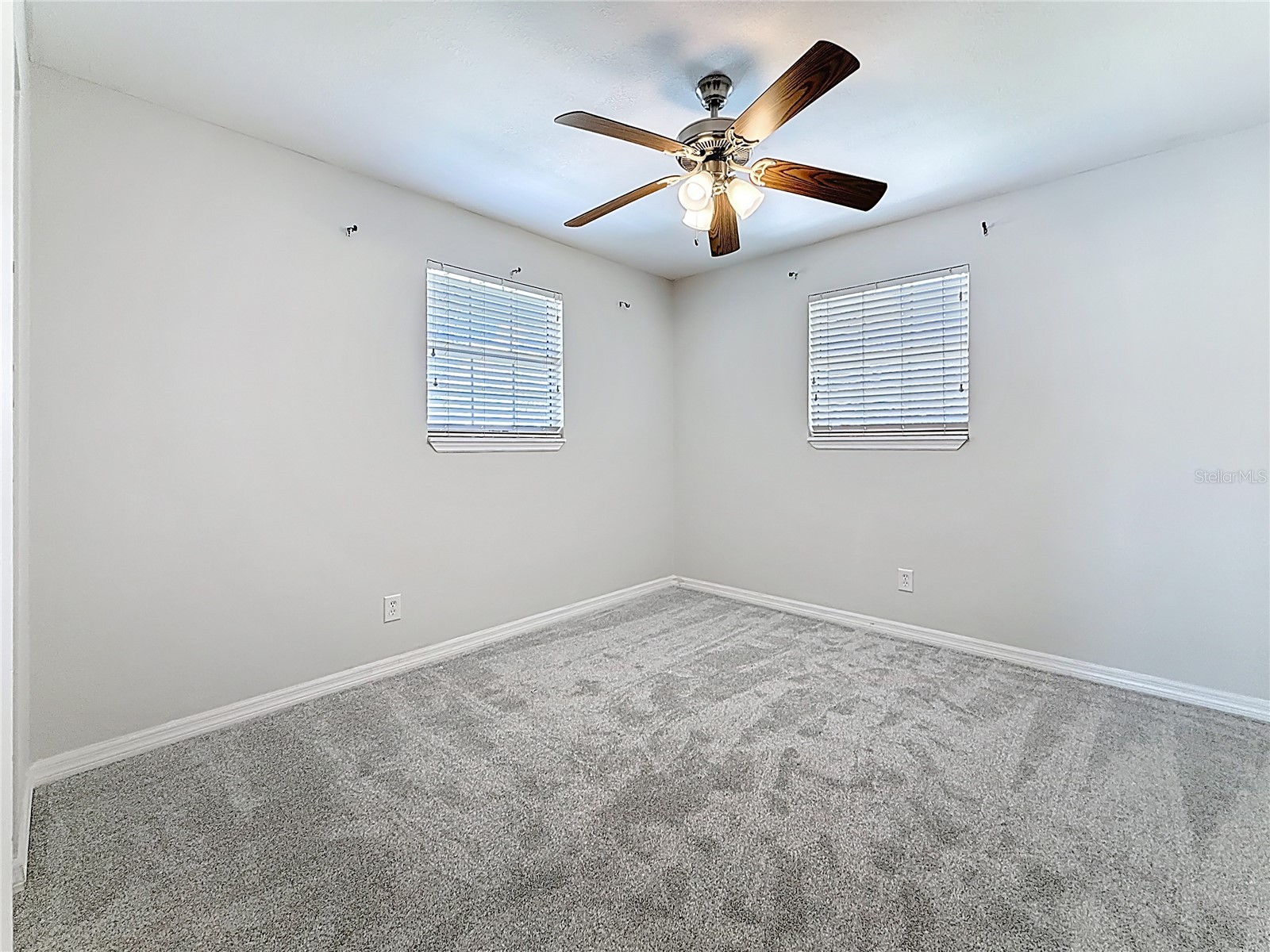 125 Mystic Lake Terrace N Saint Petersburg FL 33702 - MYSTIC LAKE TB8415438 image41