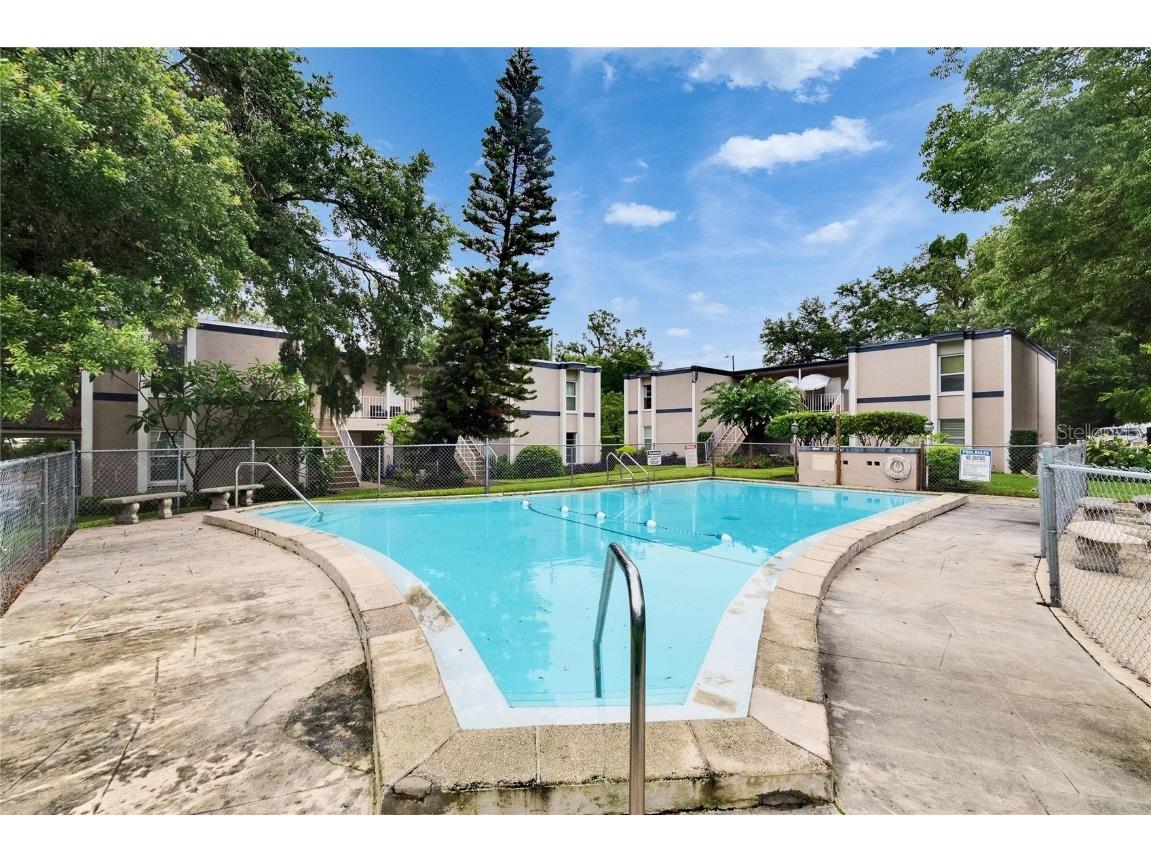 125 Picardy Villa Circle #100 Brandon FL 33510 TB8392410 image32