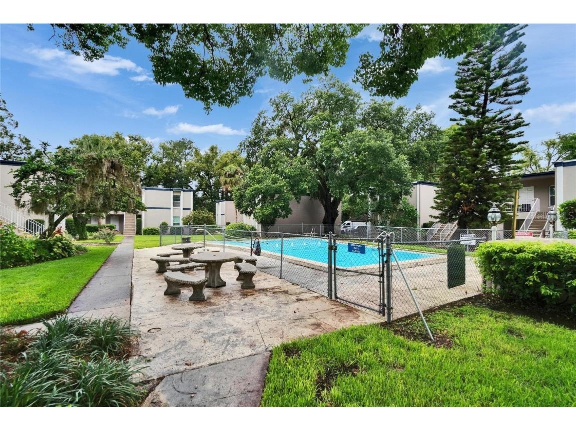 125 Picardy Villa Circle #100 Brandon FL 33510 TB8392410 image36