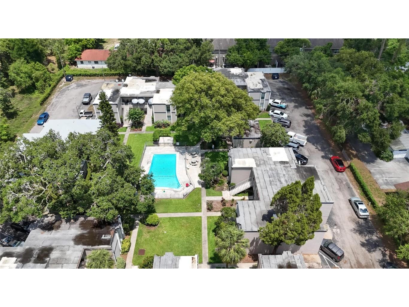 125 Picardy Villa Circle #100 Brandon FL 33510 TB8392410 image42