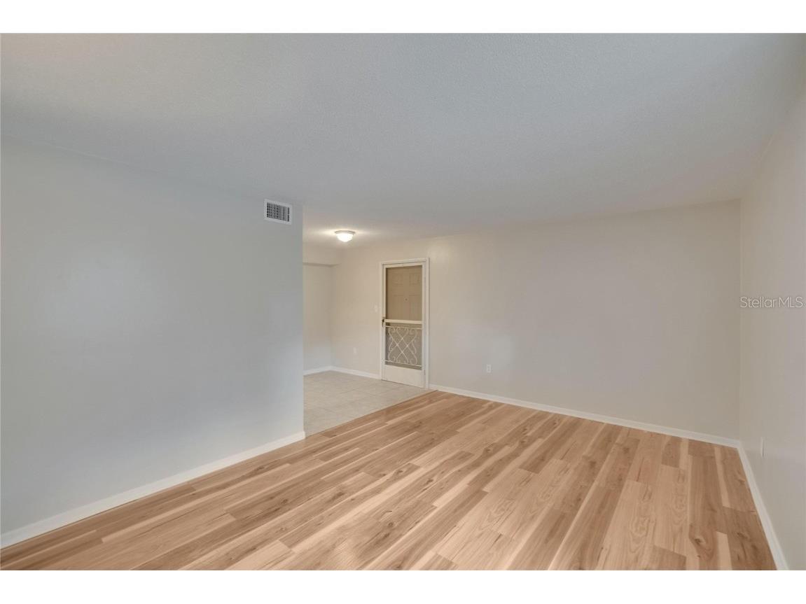 125 Picardy Villa Circle #100 Brandon FL 33510 TB8392410 image8