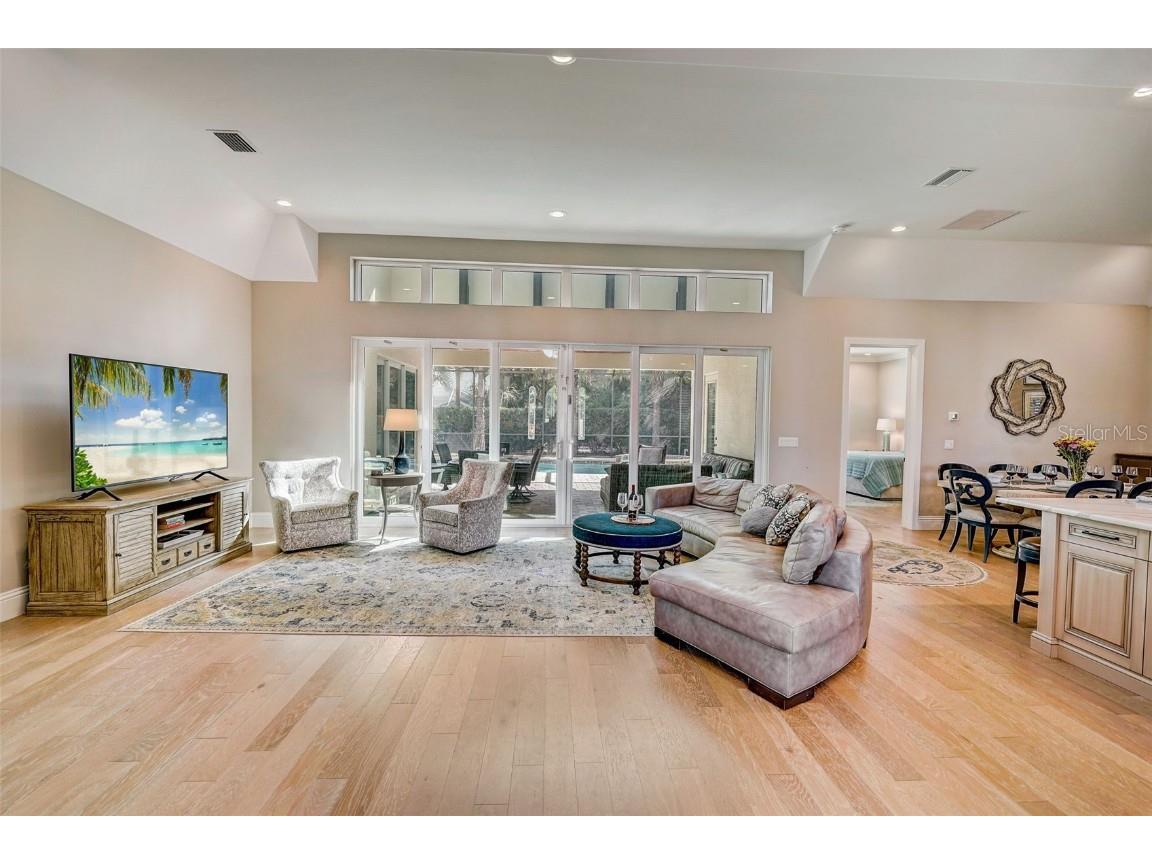 125 S Blvd Of Presidents Sarasota FL 34236 A4449134 image11