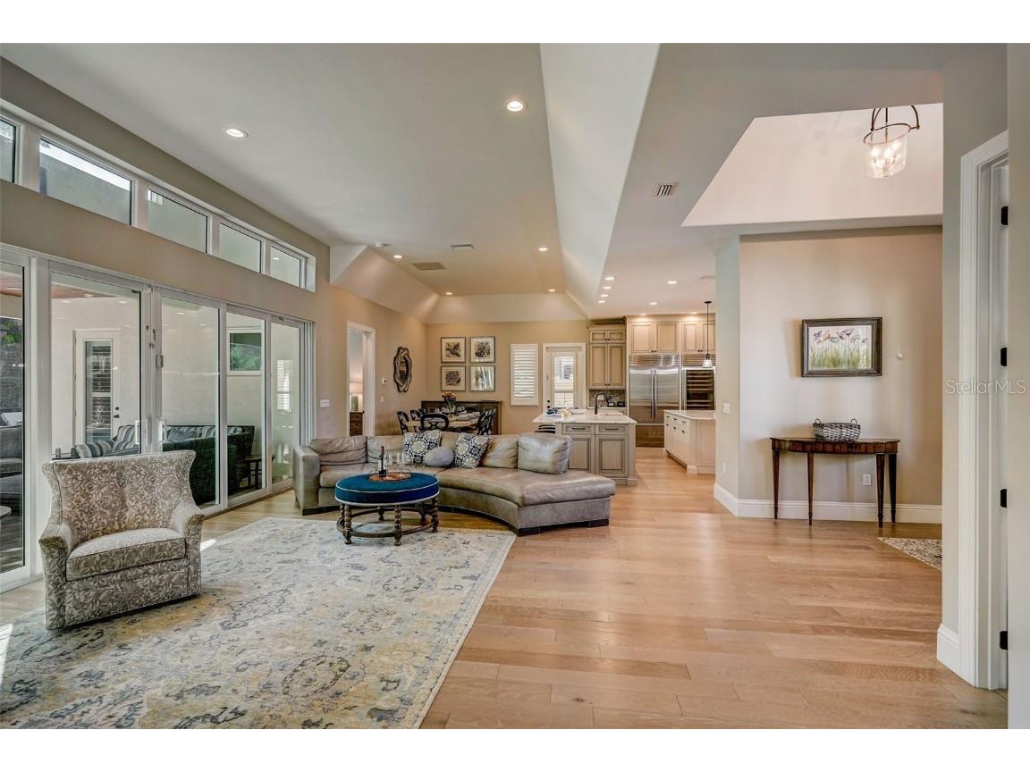 125 S Blvd Of Presidents Sarasota FL 34236 A4449134 image12