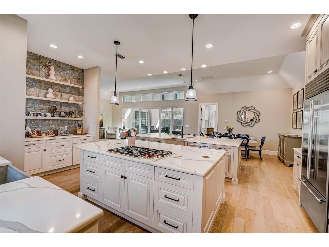 125 S Blvd Of Presidents Sarasota FL 34236 A4449134 image18