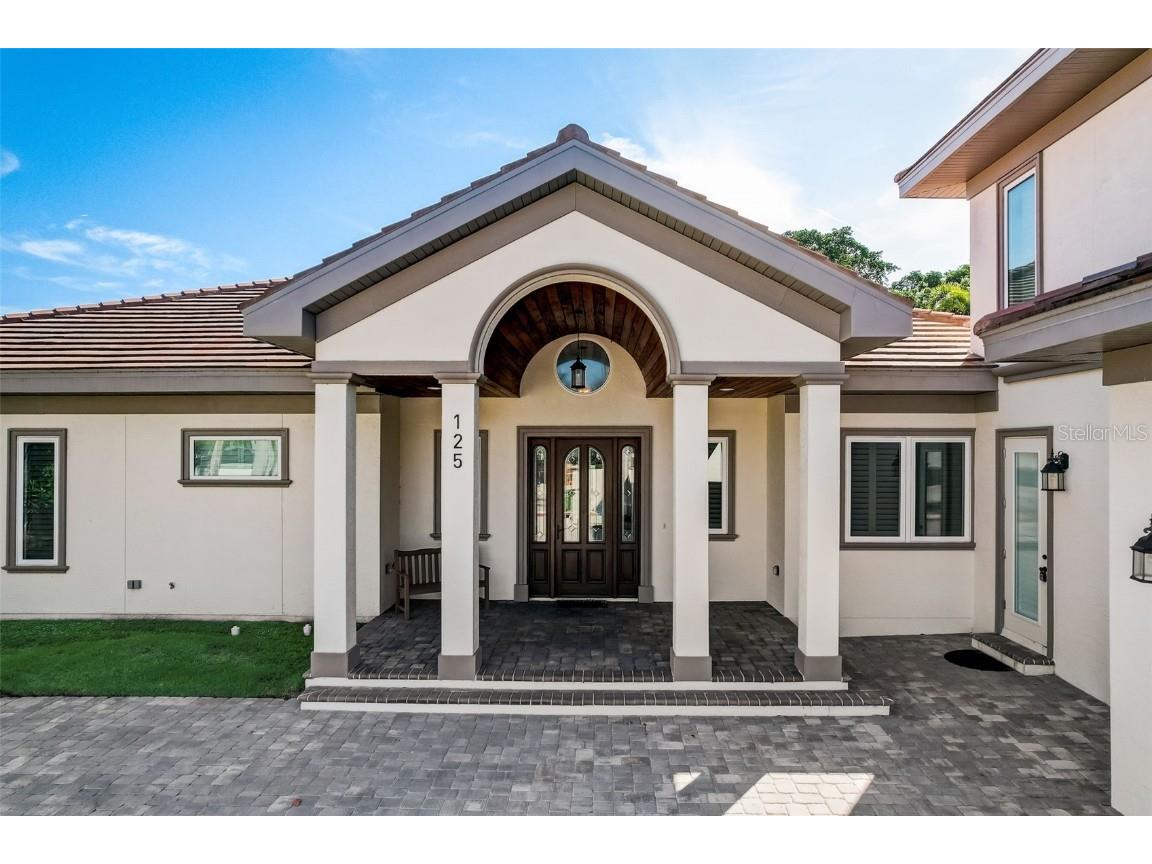 125 S Blvd Of Presidents Sarasota FL 34236 A4449134 image2