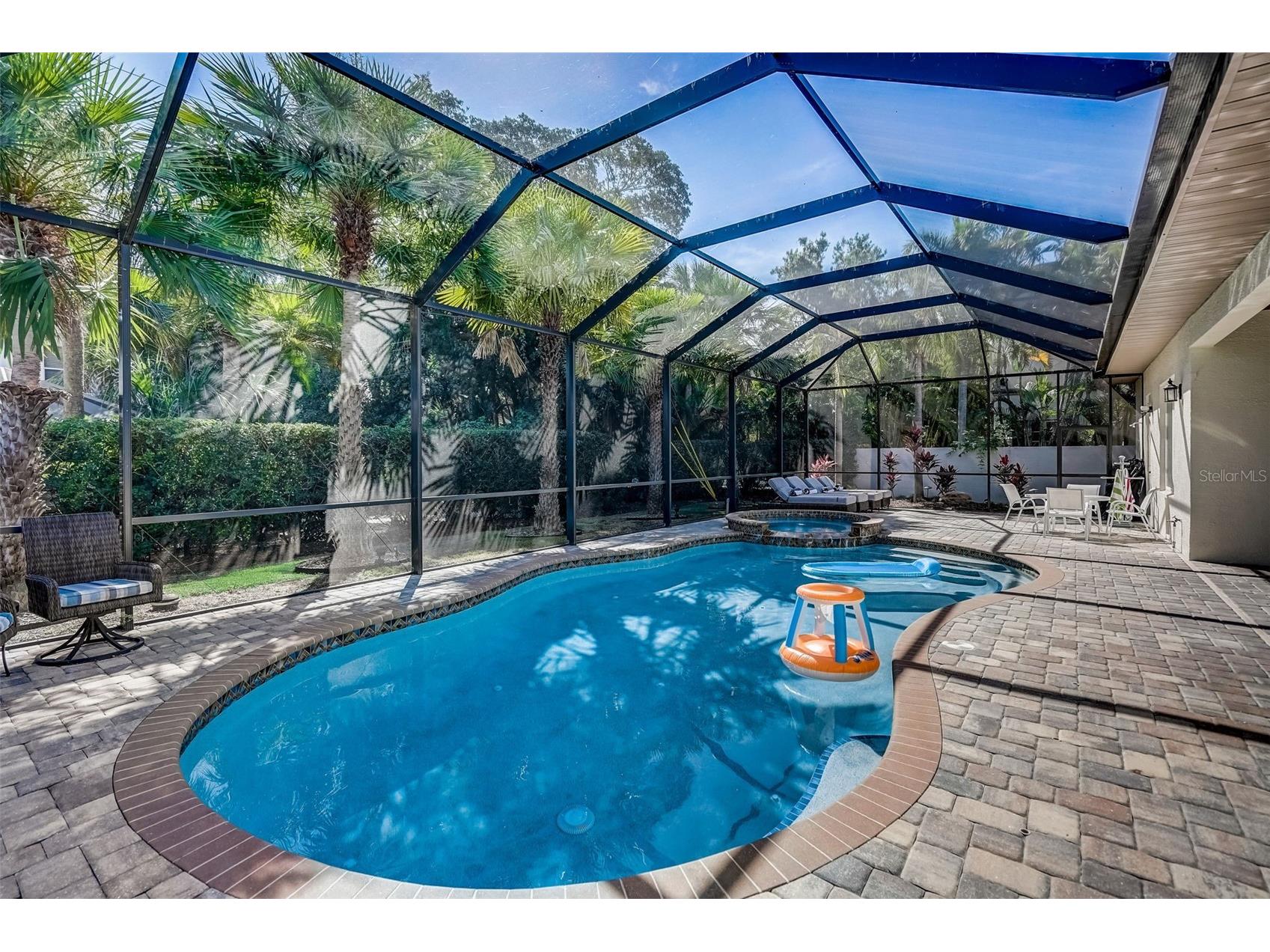 125 S Blvd Of Presidents Sarasota FL 34236 A4449134 image2