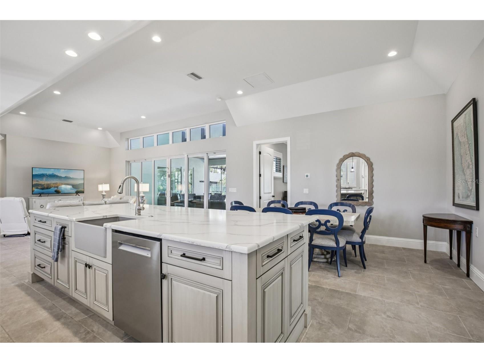 125 S Blvd Of Presidents Sarasota FL 34236 A4449134 image29