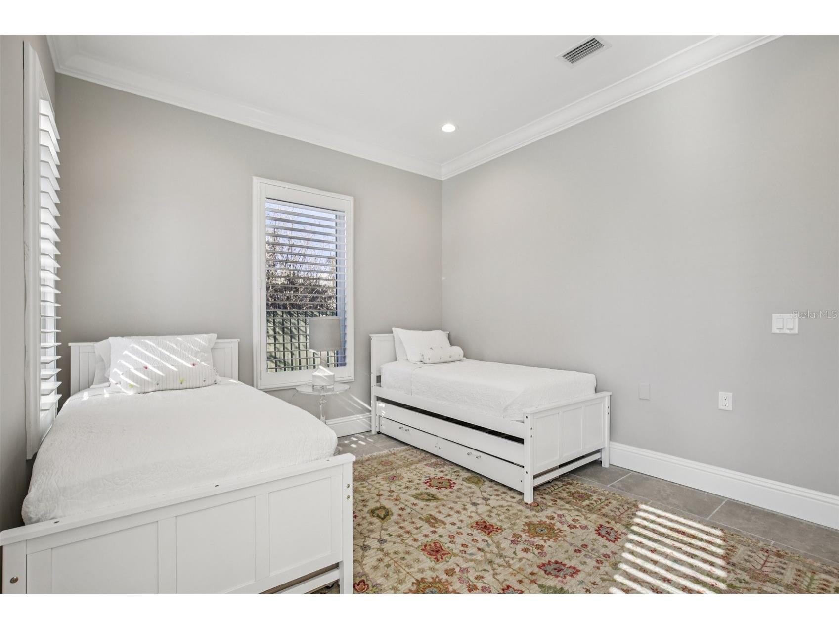 125 S Blvd Of Presidents Sarasota FL 34236 A4449134 image37