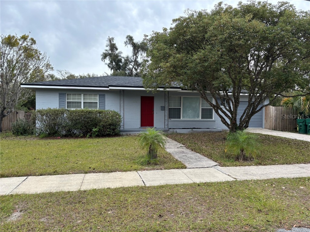 125 S Marydell Avenue Deland FL 32720 V4933963 image1