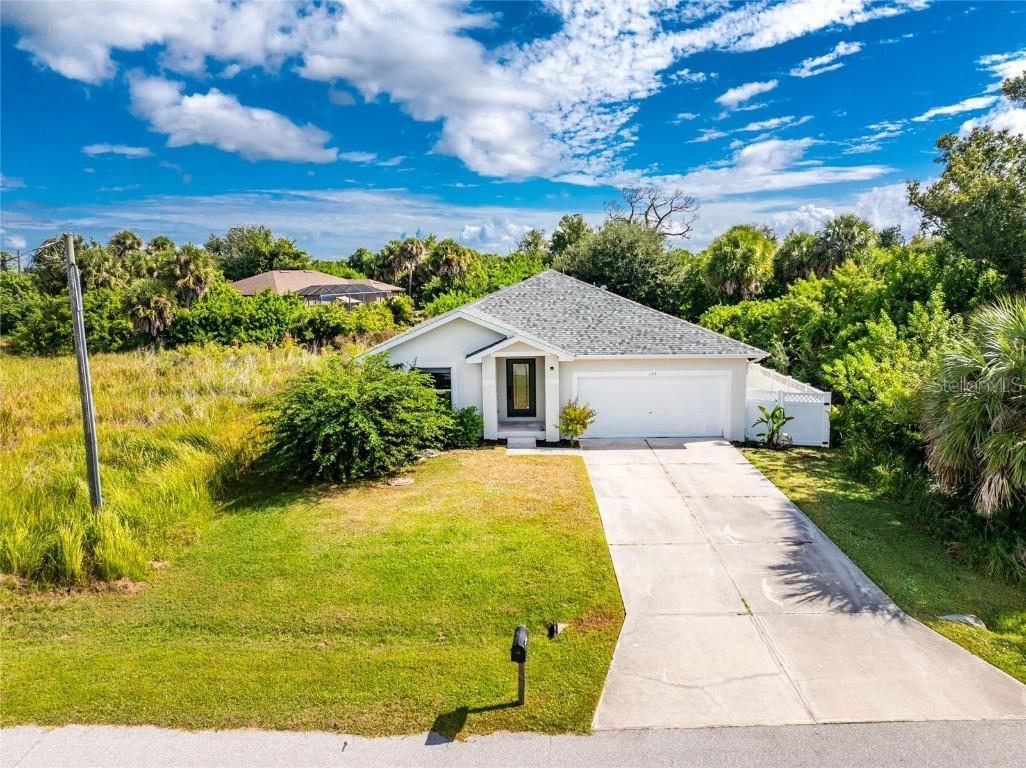 125 Sesame Road W Rotonda West FL 33947 D6144680 image1