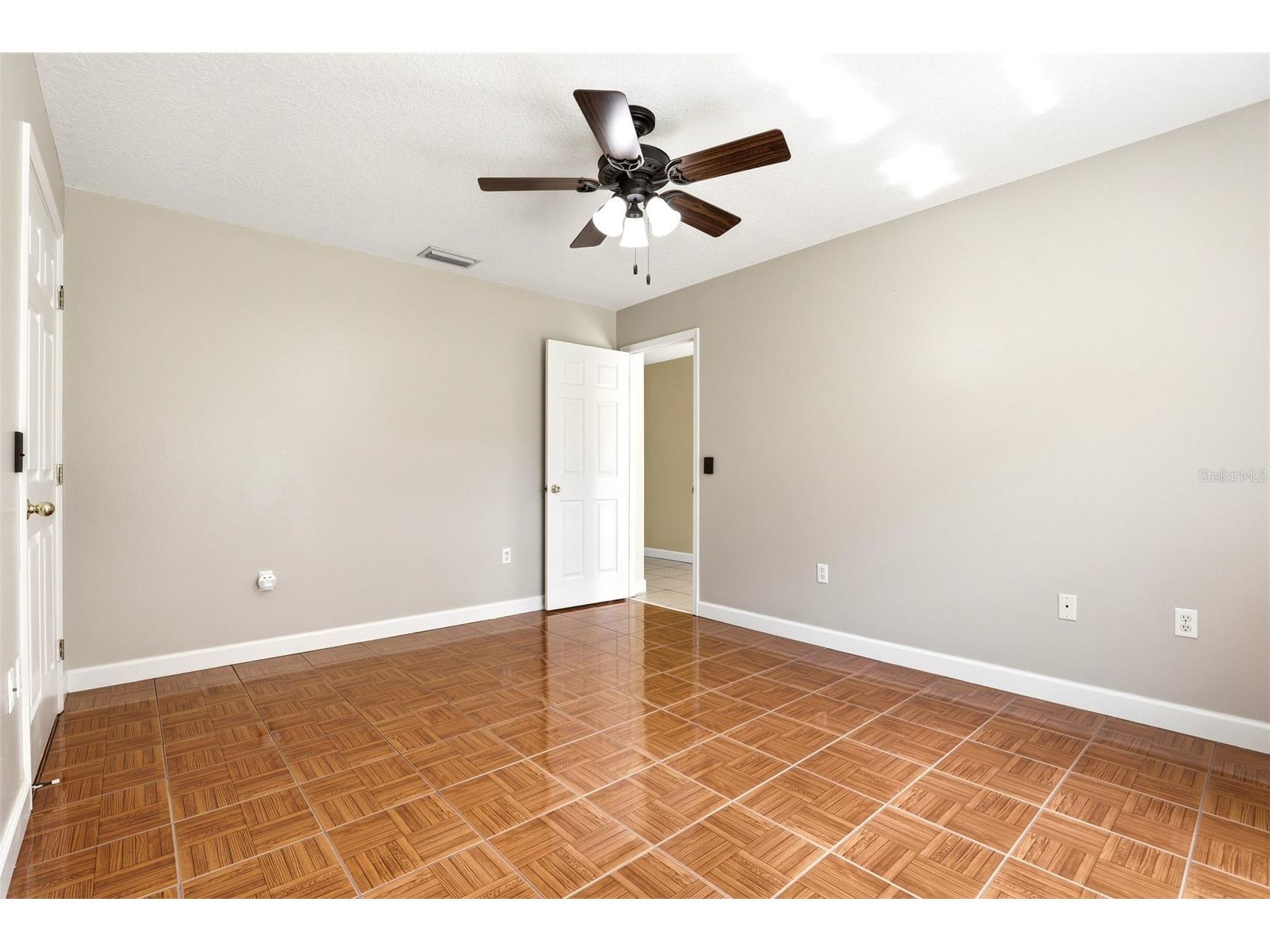 125 W 5th Street Chuluota FL 32766 O6393350 image17