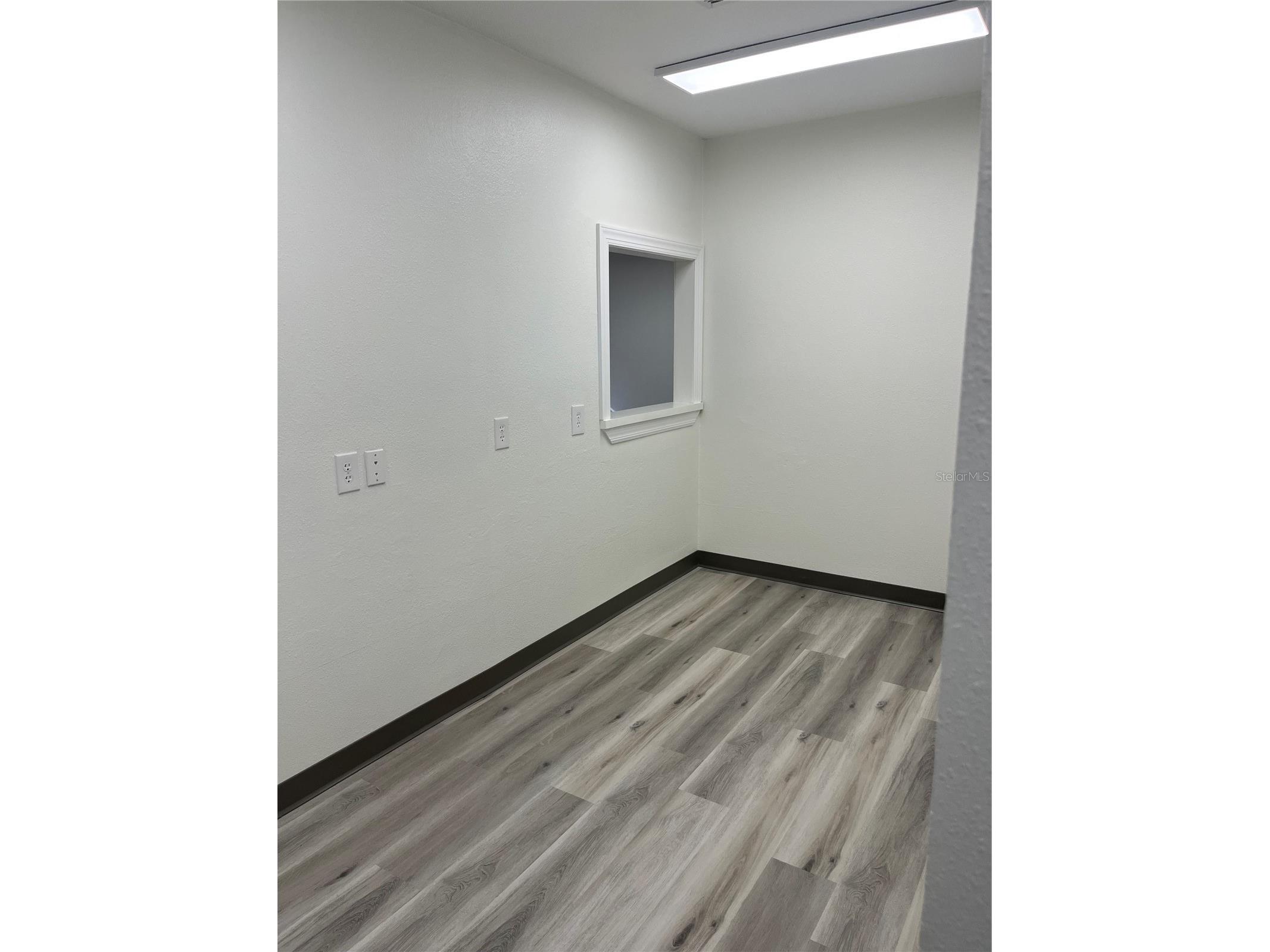 125 W Plymouth Ave Ste. 121 Road #121 Deland FL 32720 V4947288 image11