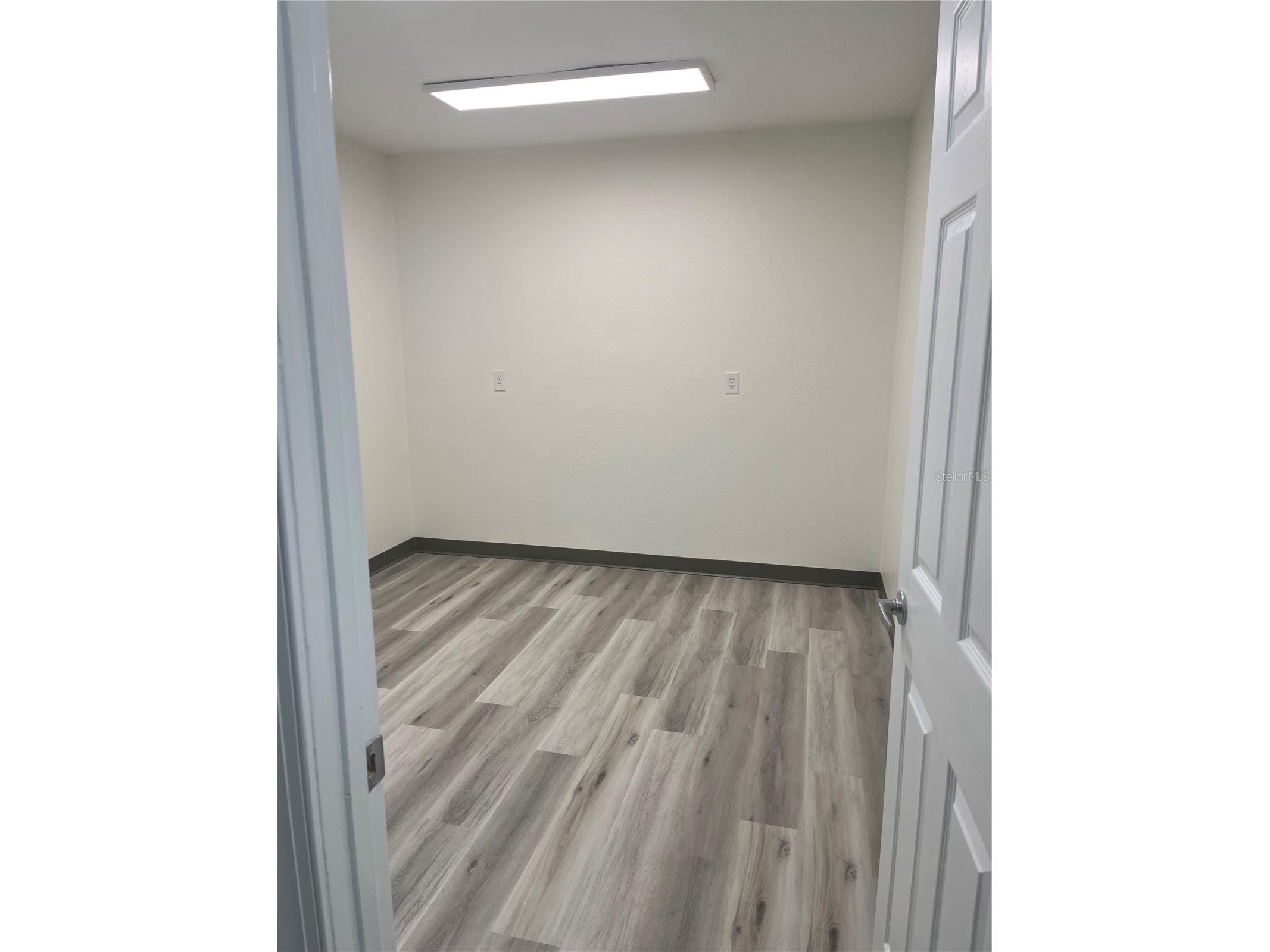 125 W Plymouth Ave Ste. 121 Road #121 Deland FL 32720 V4947288 image13