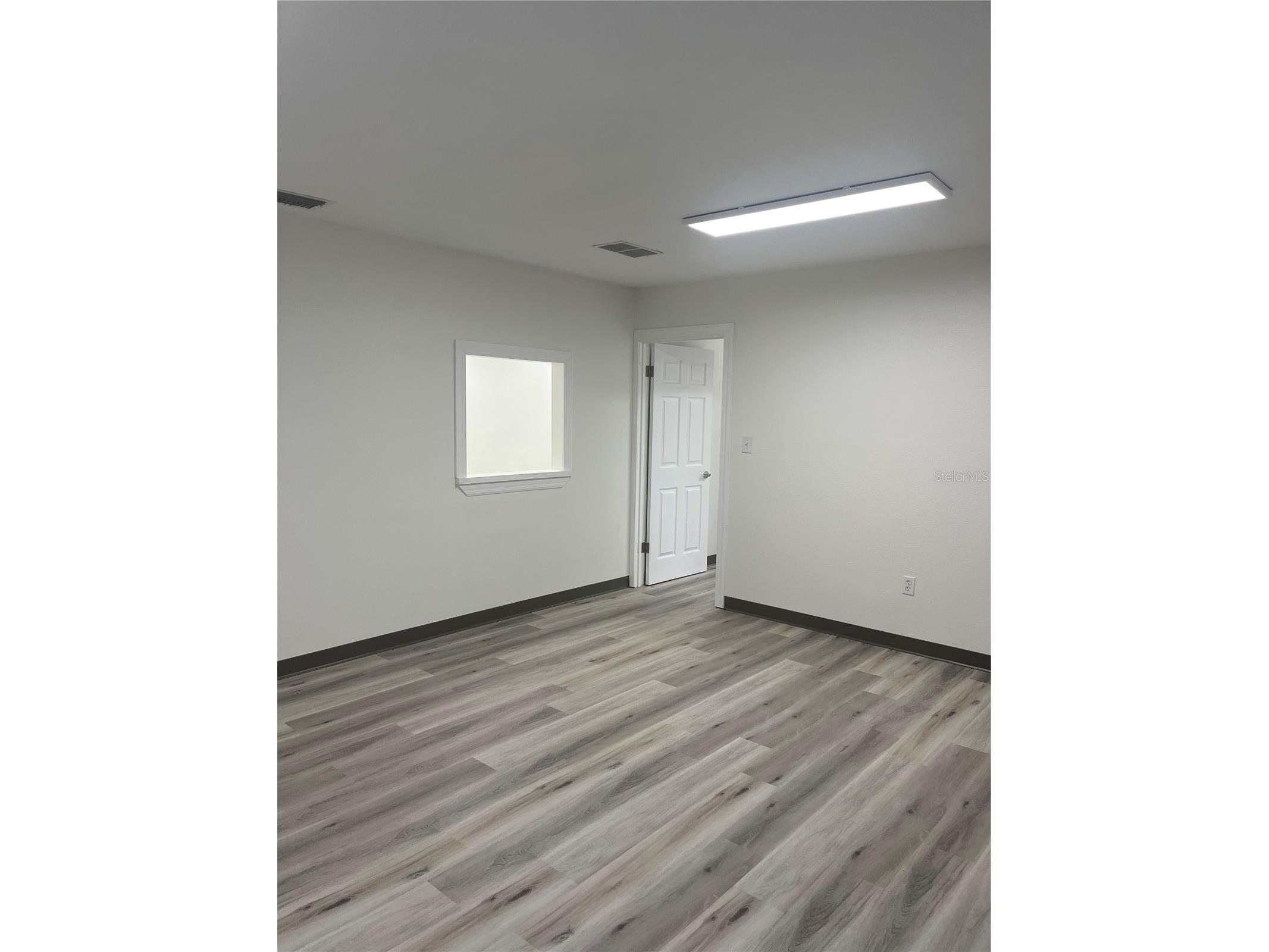 125 W Plymouth Ave Ste. 121 Road #121 Deland FL 32720 V4947288 image5