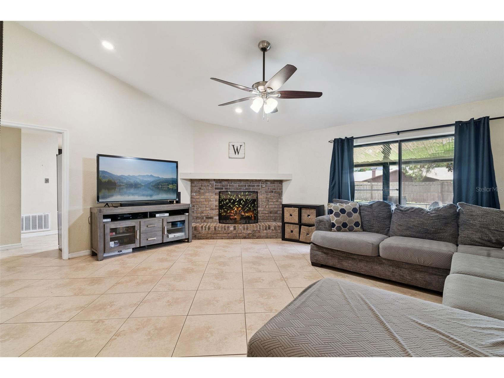 1250 Gran Paseo Drive Orlando FL 32825 O6411790 image11