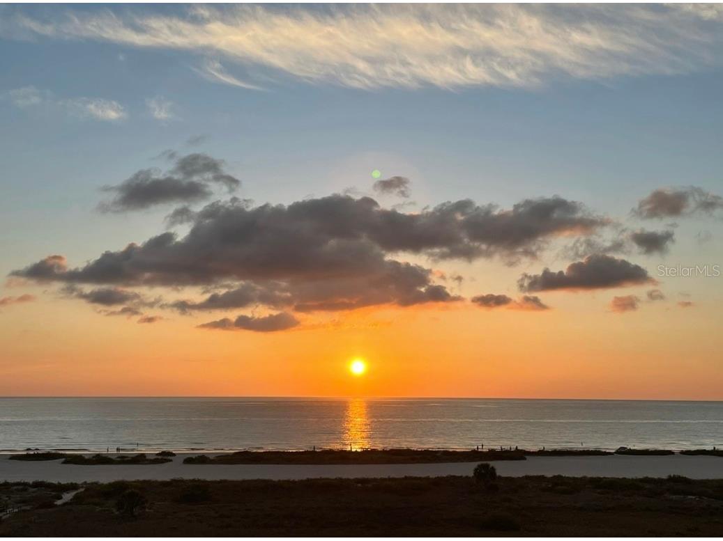 1250 Gulf Boulevard #702 Clearwater FL 33767 U8148700 image1