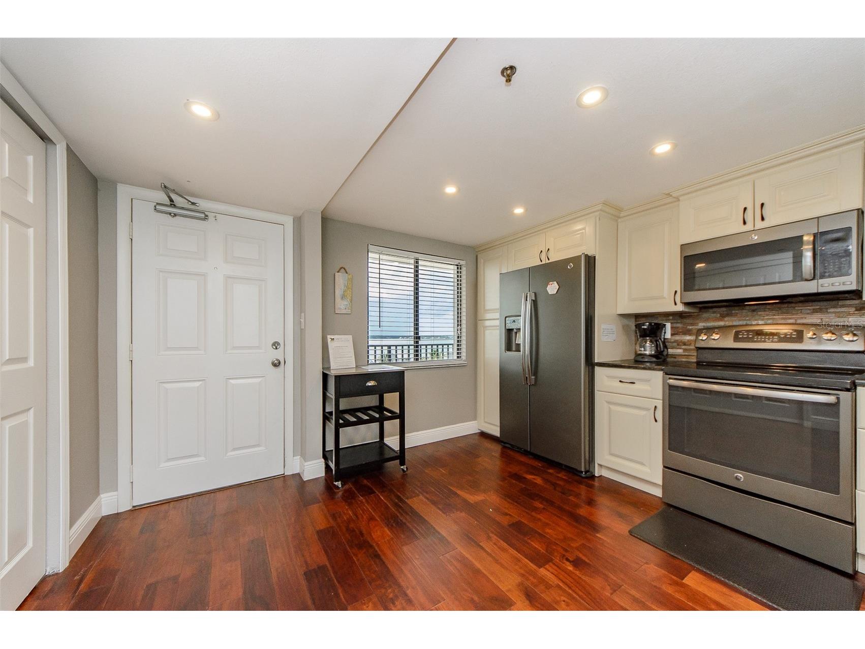 1250 Gulf Boulevard #703 Clearwater Beach FL 33767 TB8478506 image7