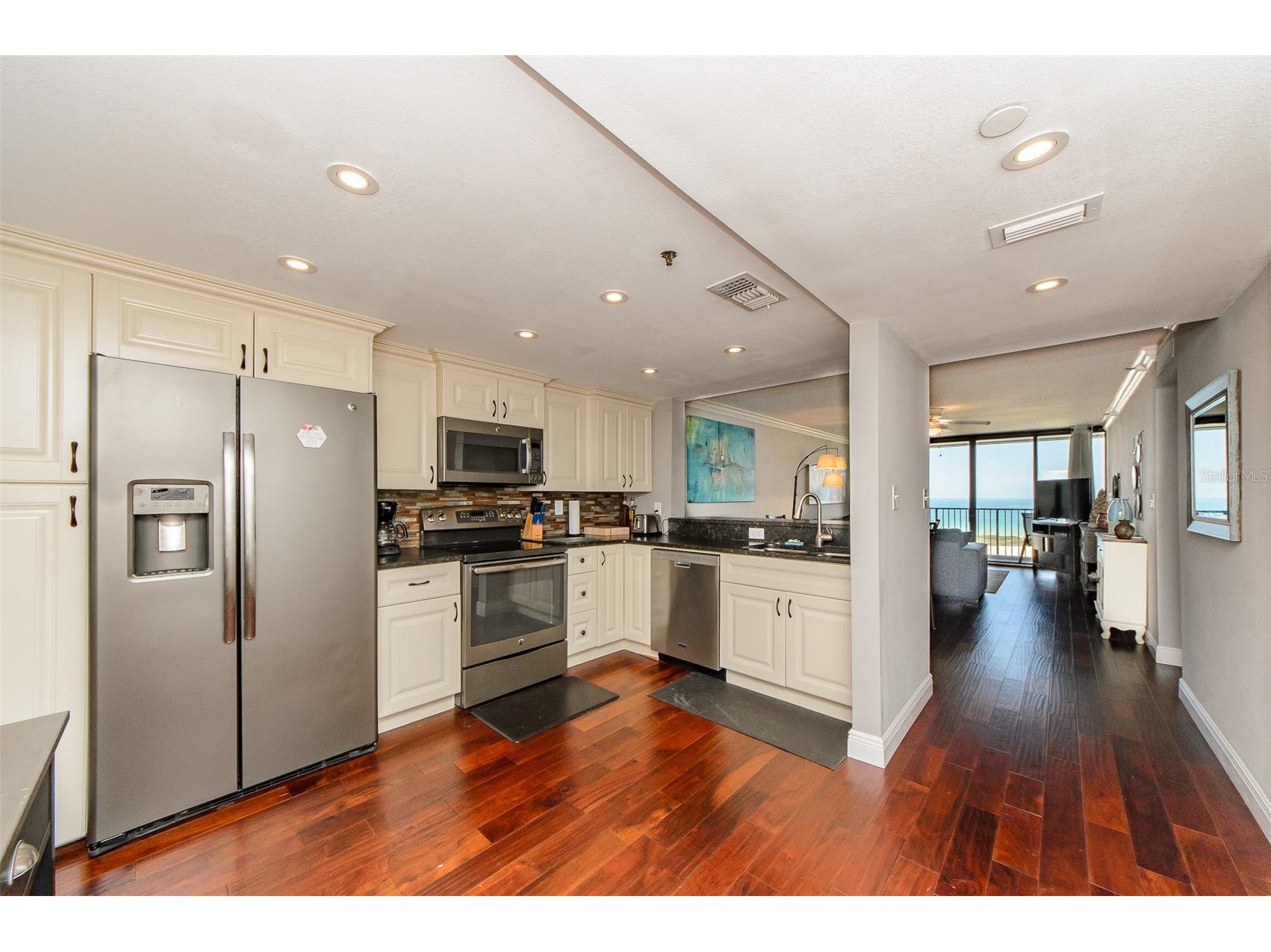 1250 Gulf Boulevard #703 Clearwater Beach FL 33767 TB8478506 image8