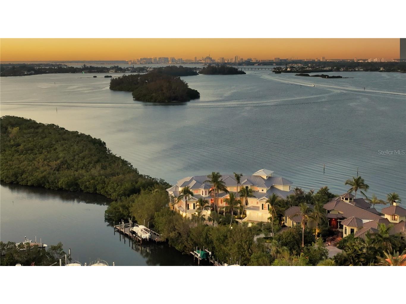 1250 Hidden Harbor Way Sarasota FL 34242 - ROBERTS BAY A4565141 image1