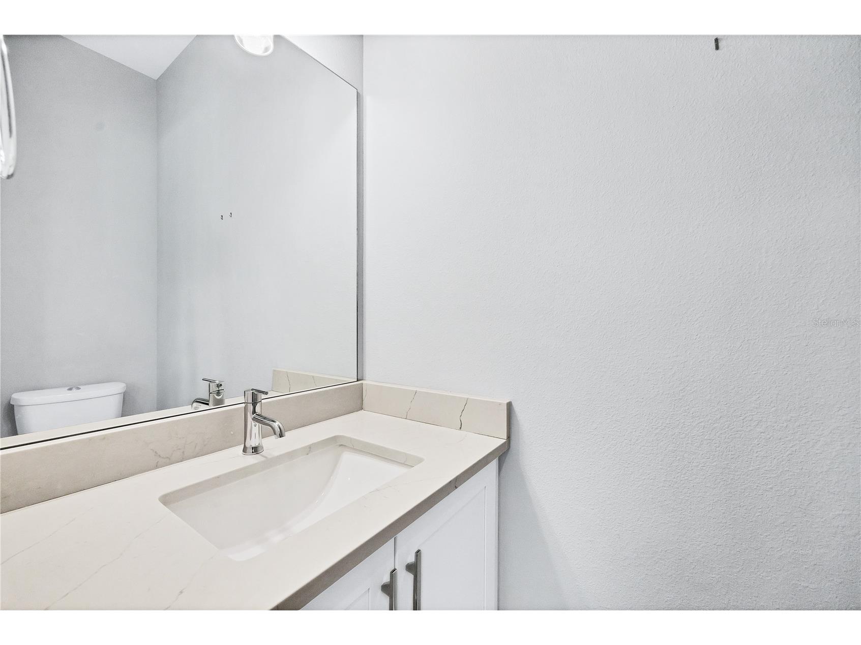 1250 May Lane Sarasota FL 34236 A4686686 image27