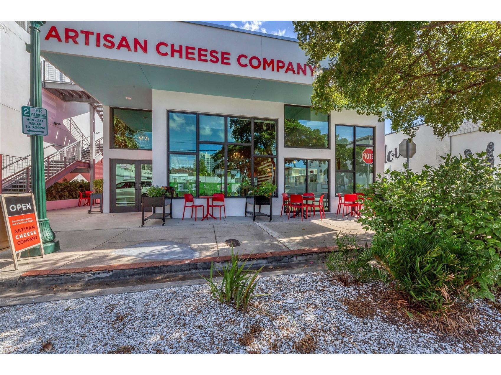 1250 May Lane Sarasota FL 34236 A4686686 image37