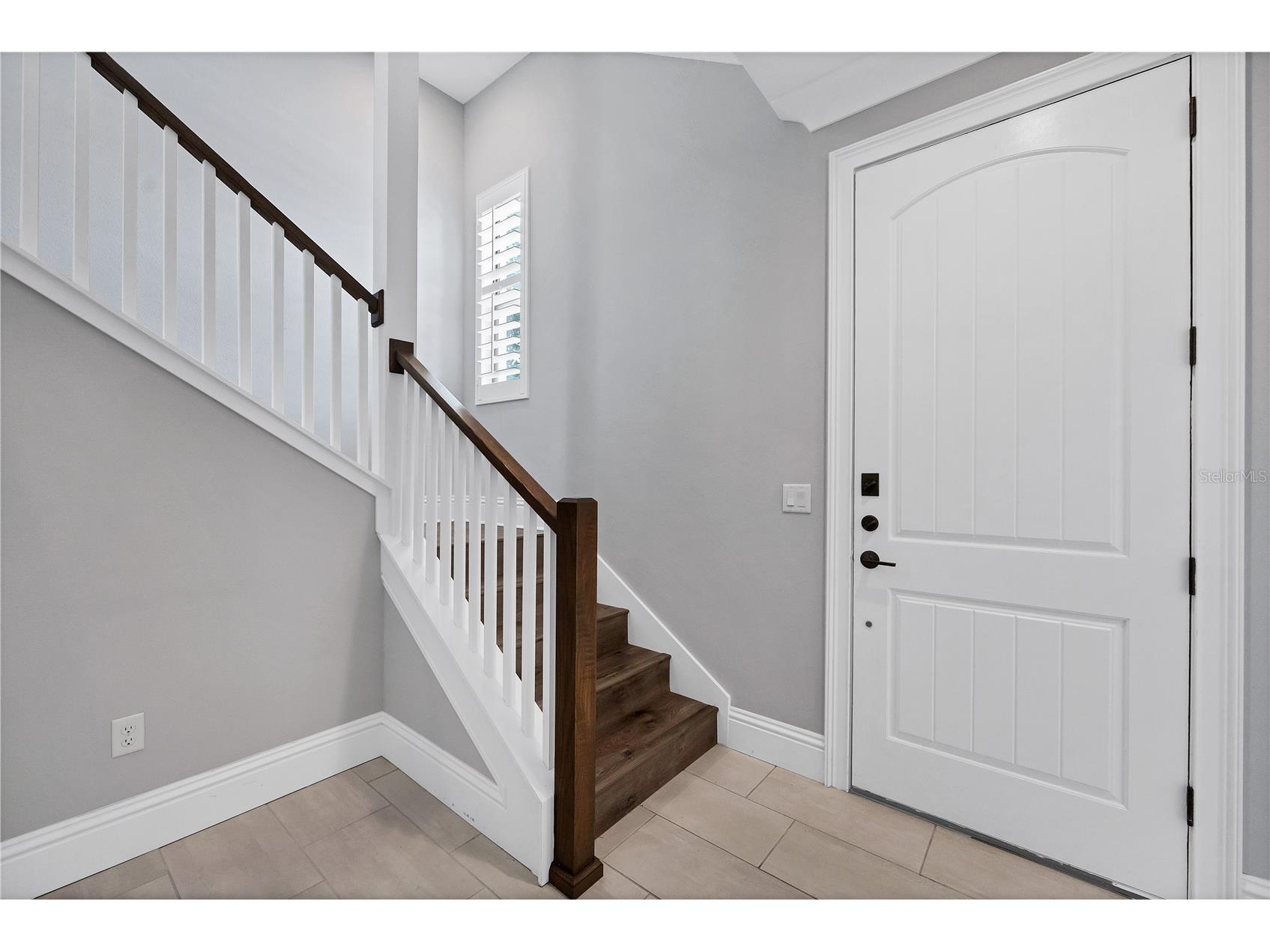 1250 May Lane Sarasota FL 34236 A4686686 image5