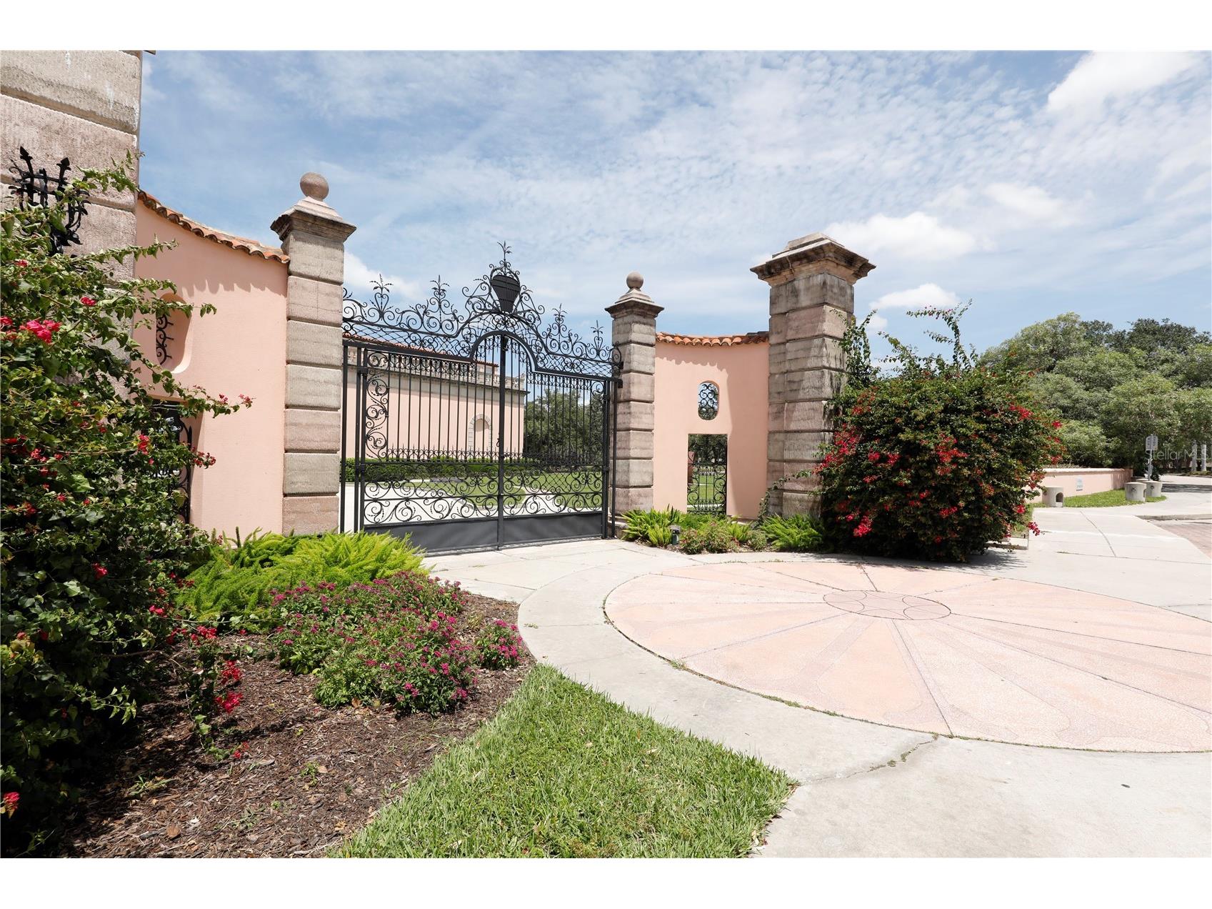 1250 May Lane Sarasota FL 34236 A4686686 image51