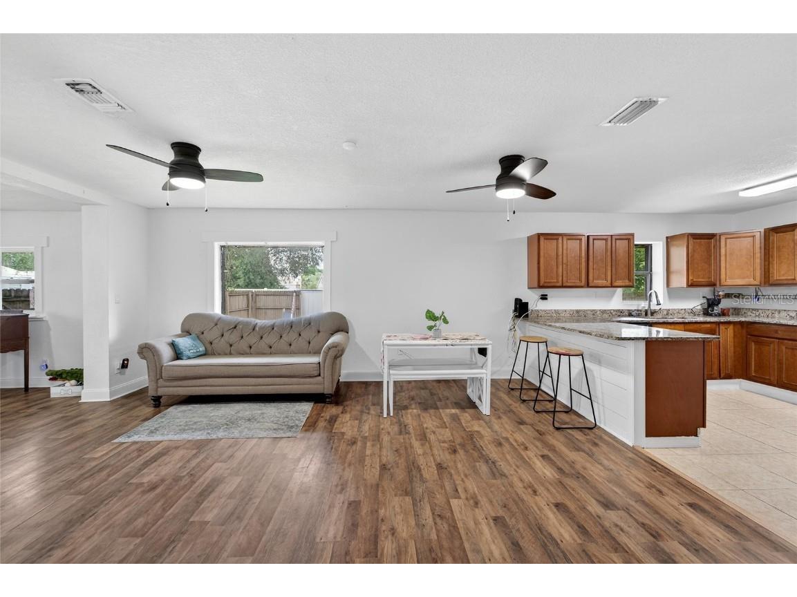 1250 Mitchell Street Lakeland FL 33801 TB8412197 image2