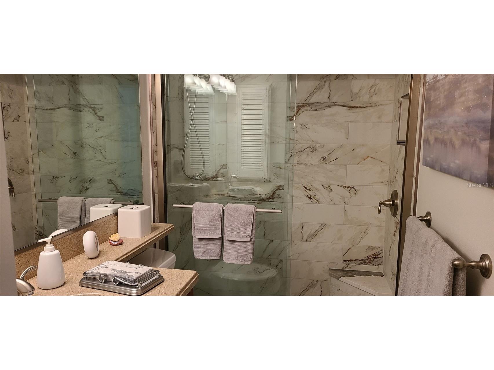 1250 N Portofino Drive #102MAR Sarasota FL 34242 A4522405 image3