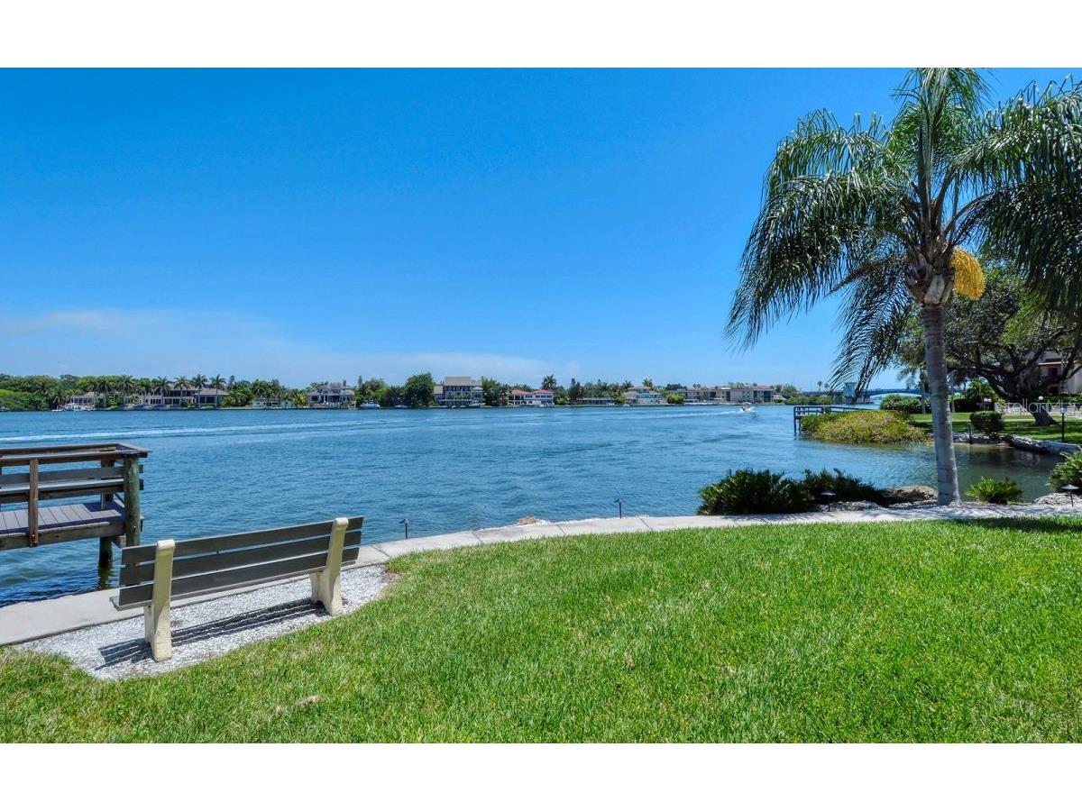 1250 N Portofino Drive #102MAR Sarasota FL 34242 A4522405 image31