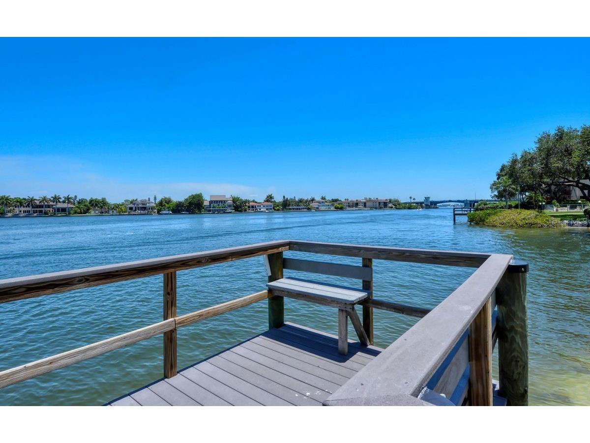 1250 N Portofino Drive #102MAR Sarasota FL 34242 A4522405 image33