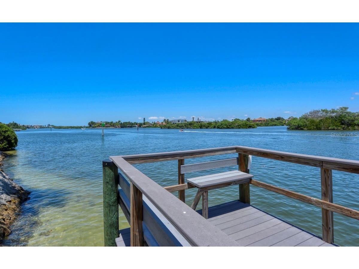 1250 N Portofino Drive #102MAR Sarasota FL 34242 A4522405 image34