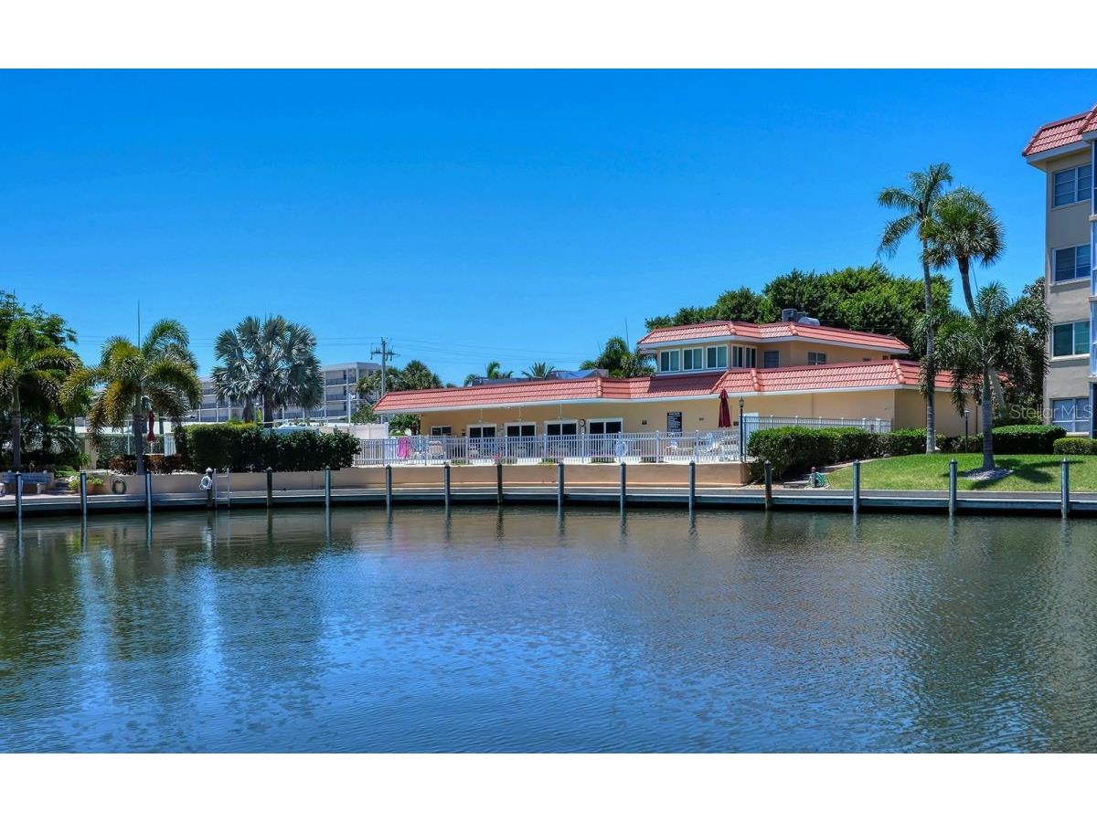 1250 N Portofino Drive #102MAR Sarasota FL 34242 A4522405 image46
