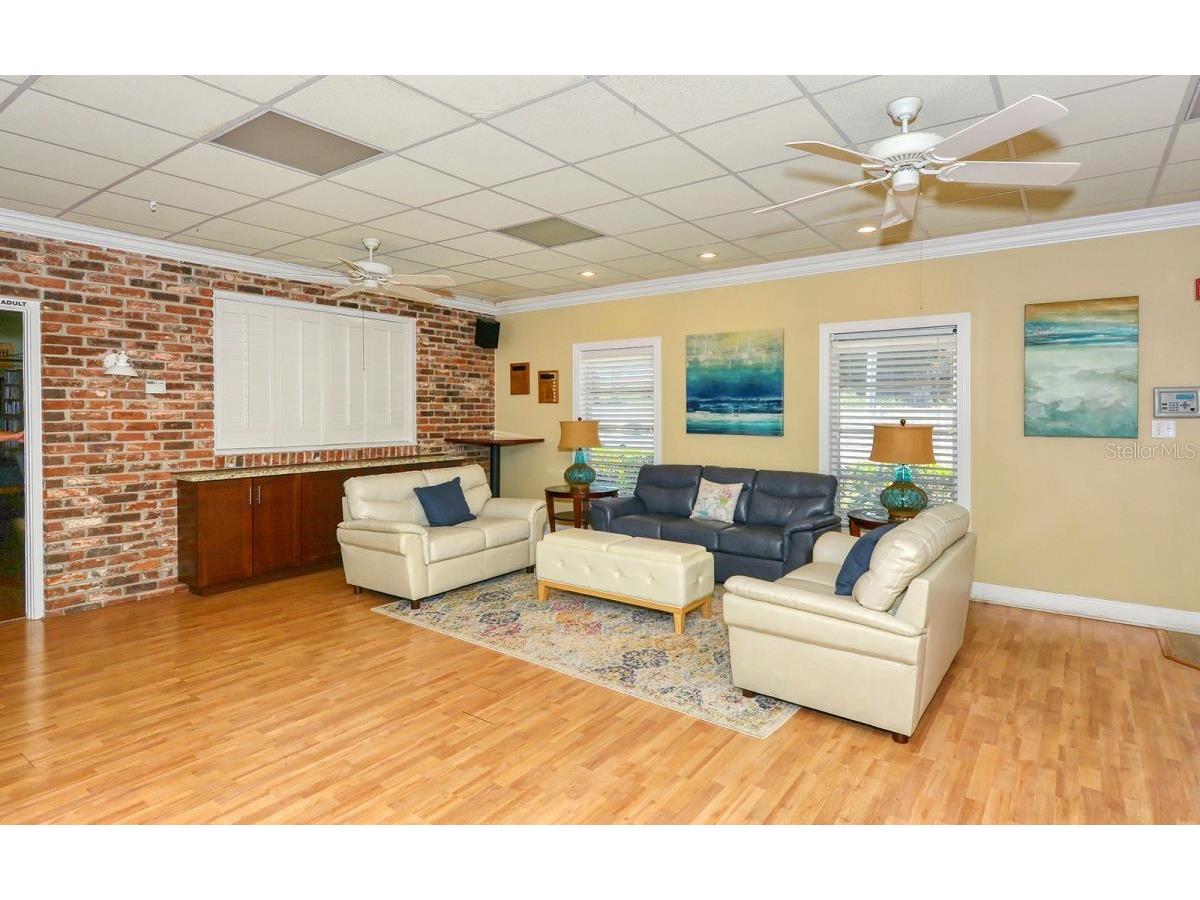 1250 N Portofino Drive #102MAR Sarasota FL 34242 A4522405 image49